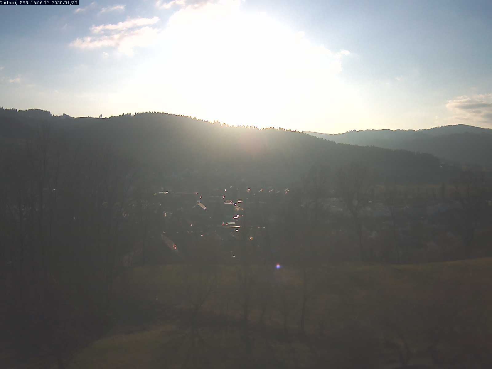 Webcam-Bild: Aussicht vom Dorfberg in Langnau 20200120-160601