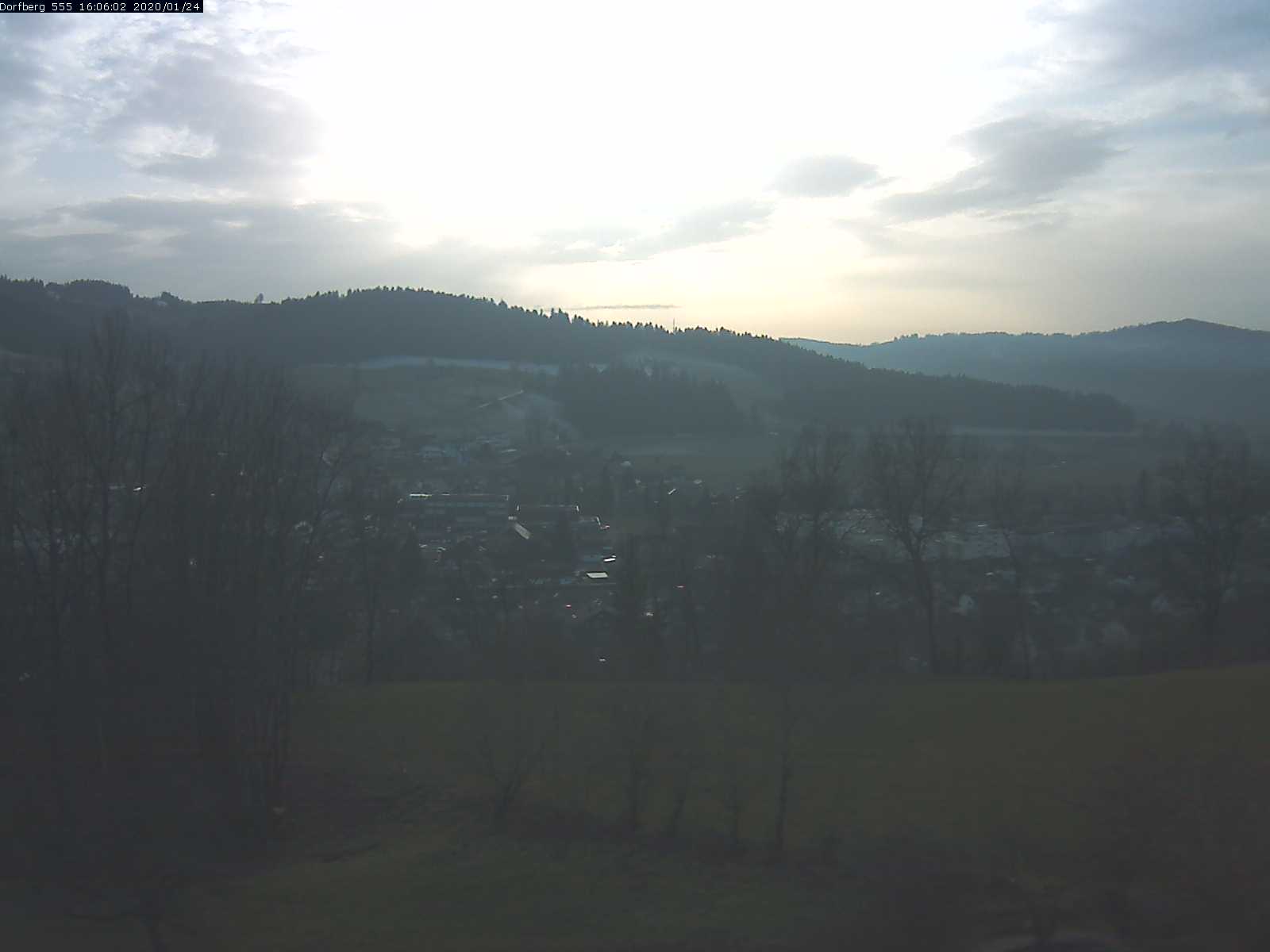 Webcam-Bild: Aussicht vom Dorfberg in Langnau 20200124-160601