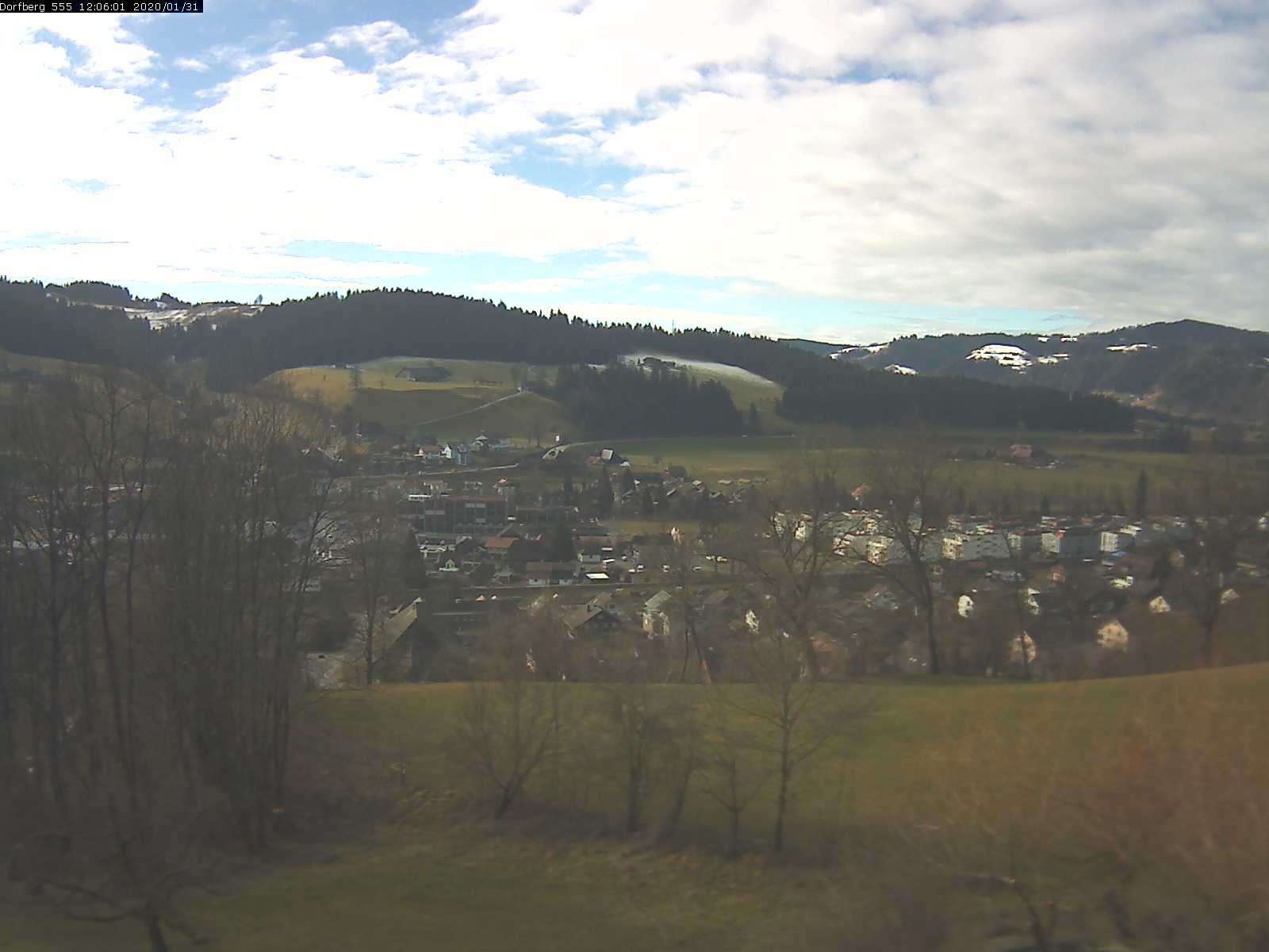 Webcam-Bild: Aussicht vom Dorfberg in Langnau 20200131-120601