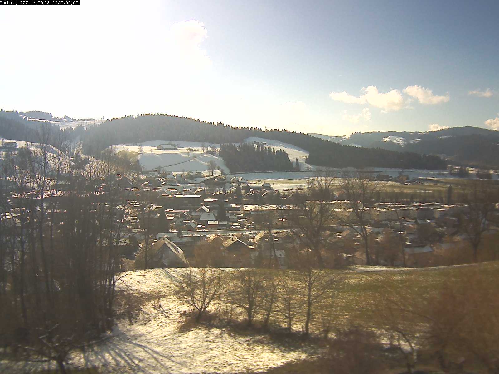 Webcam-Bild: Aussicht vom Dorfberg in Langnau 20200205-140601