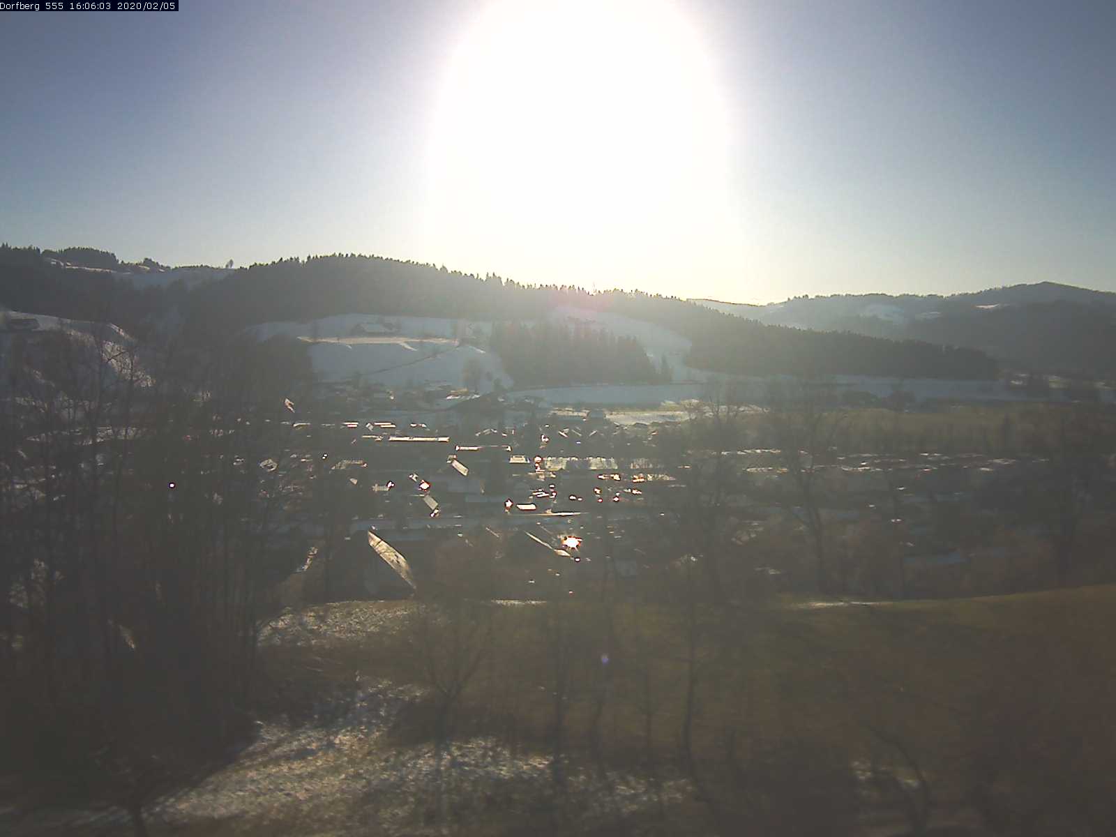 Webcam-Bild: Aussicht vom Dorfberg in Langnau 20200205-160601