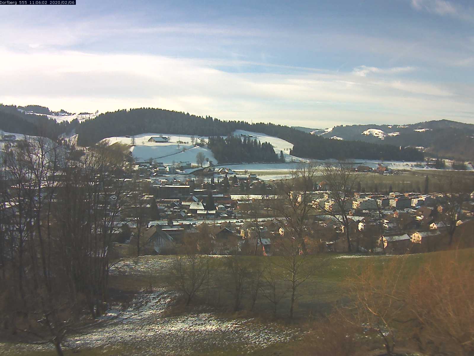 Webcam-Bild: Aussicht vom Dorfberg in Langnau 20200206-110601
