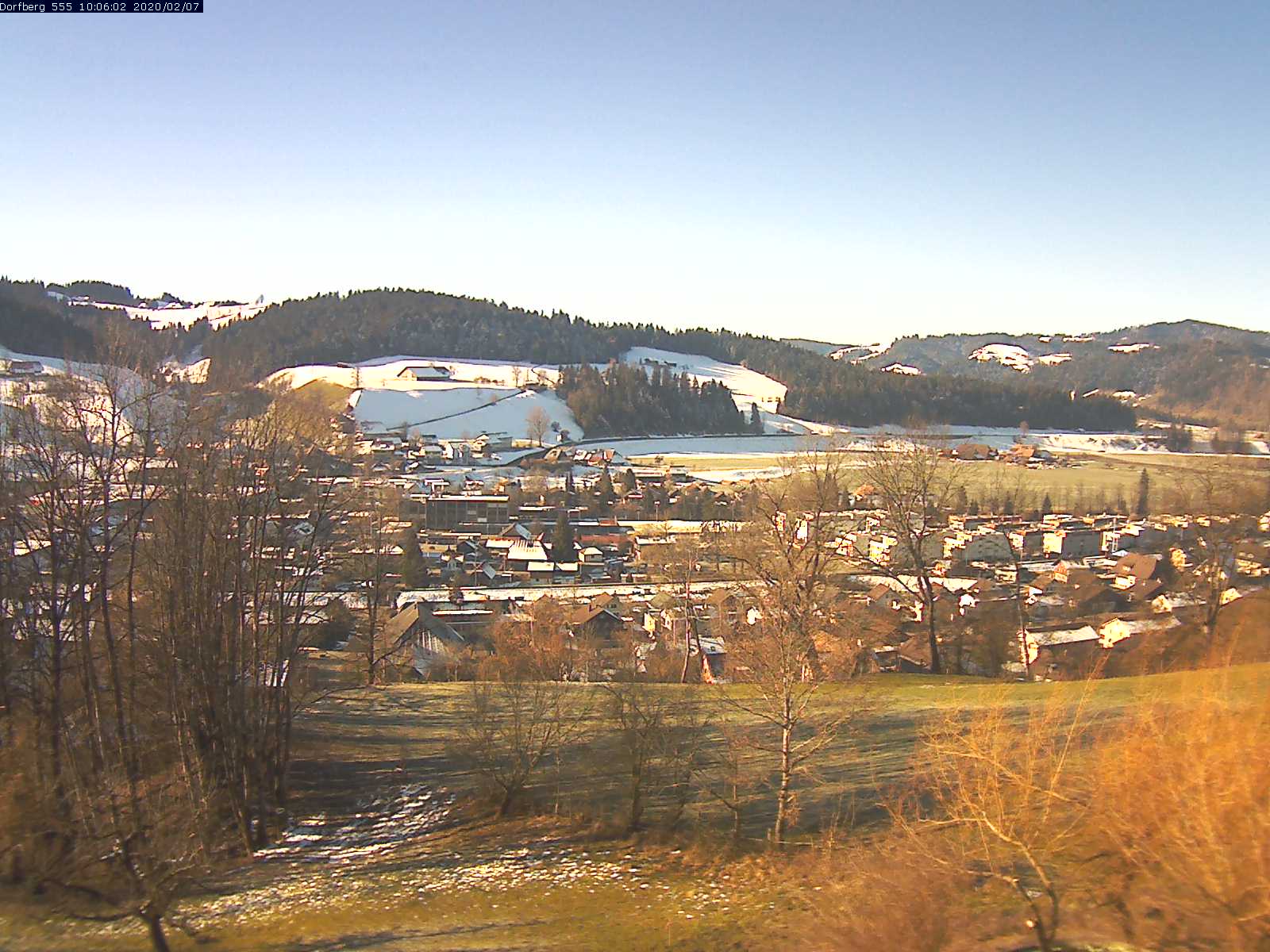 Webcam-Bild: Aussicht vom Dorfberg in Langnau 20200207-100601