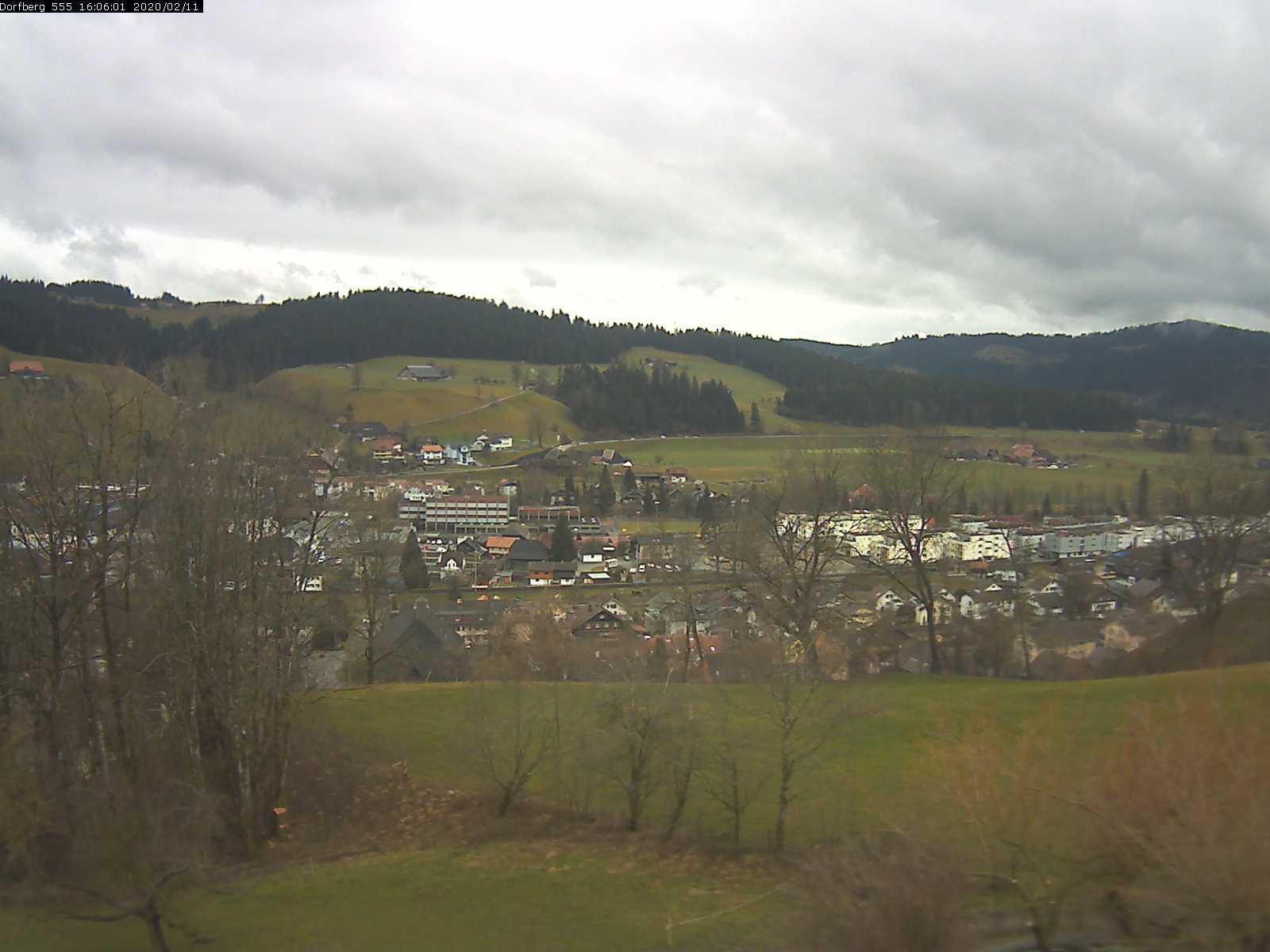 Webcam-Bild: Aussicht vom Dorfberg in Langnau 20200211-160601