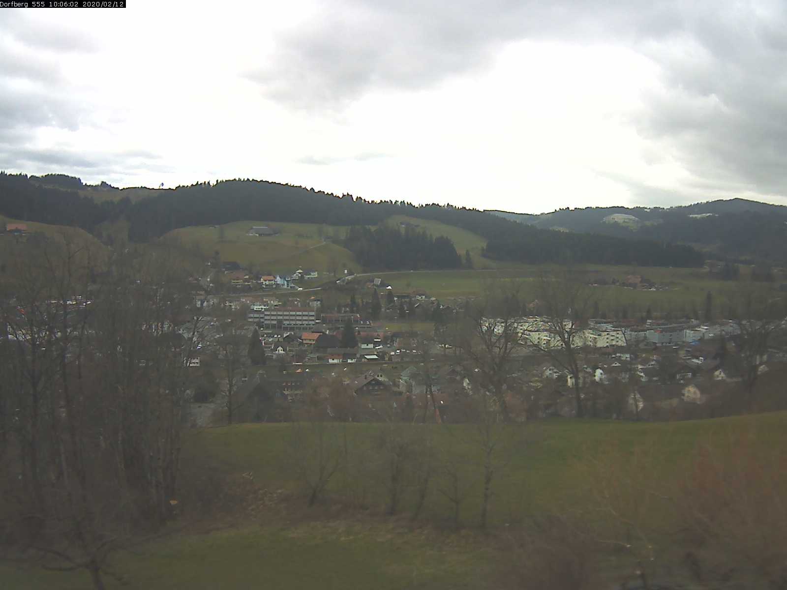 Webcam-Bild: Aussicht vom Dorfberg in Langnau 20200212-100601