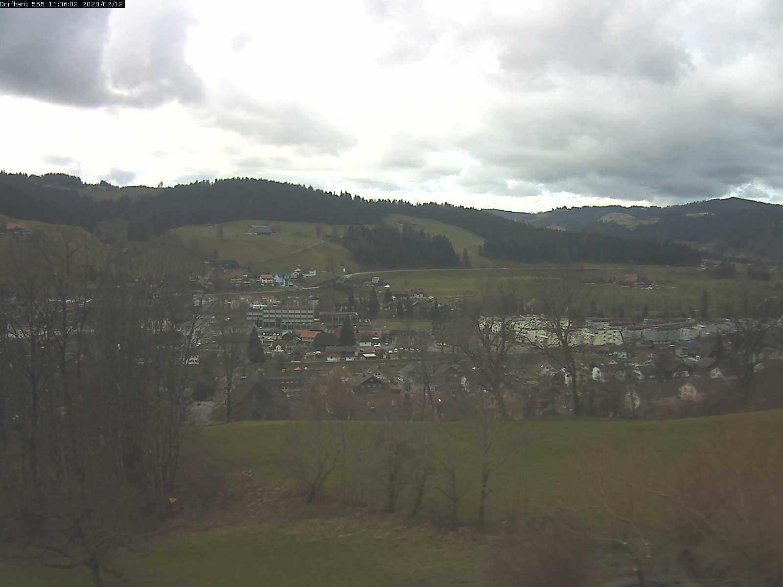 Webcam-Bild: Aussicht vom Dorfberg in Langnau 20200212-110601