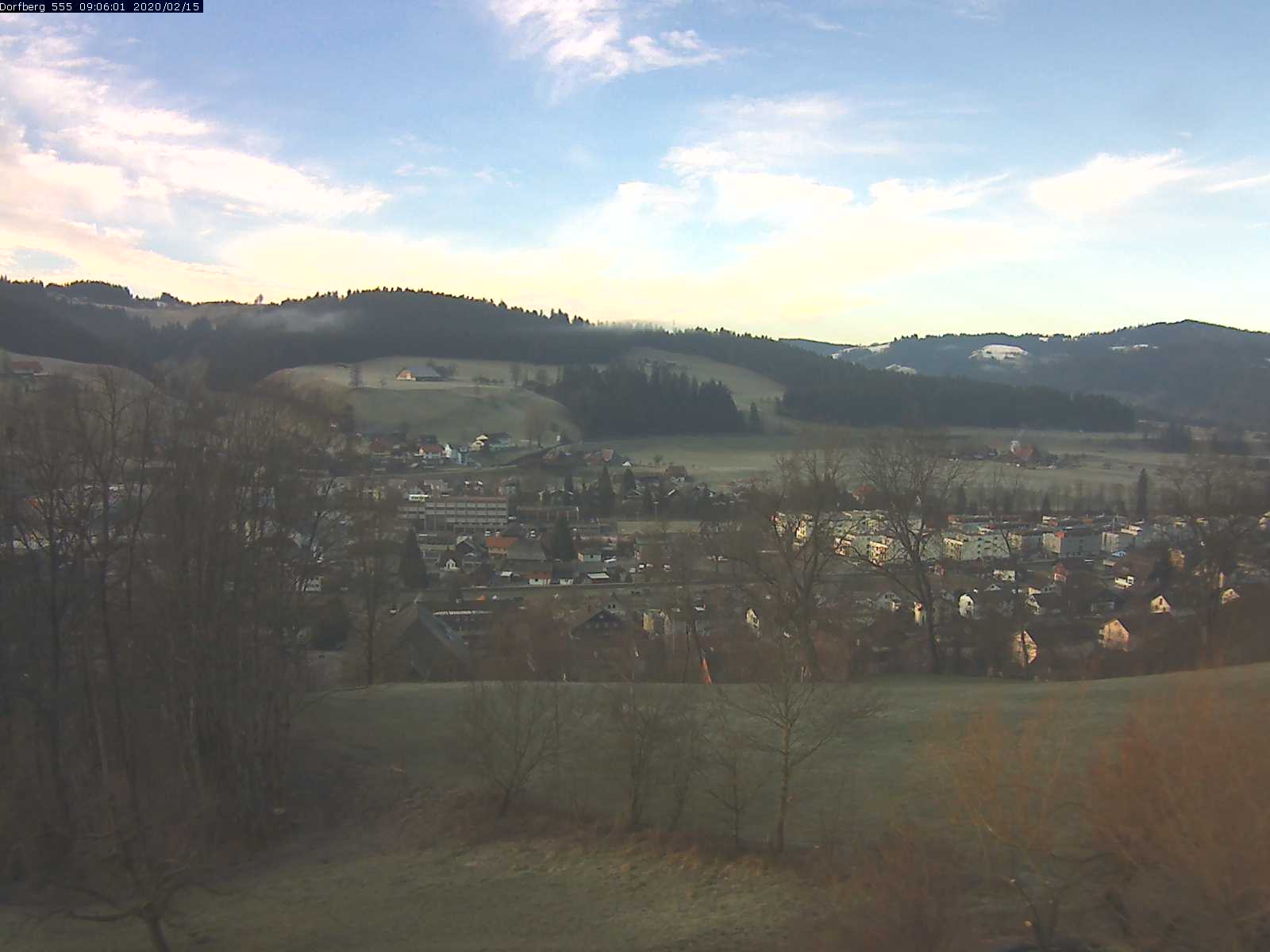 Webcam-Bild: Aussicht vom Dorfberg in Langnau 20200215-090601