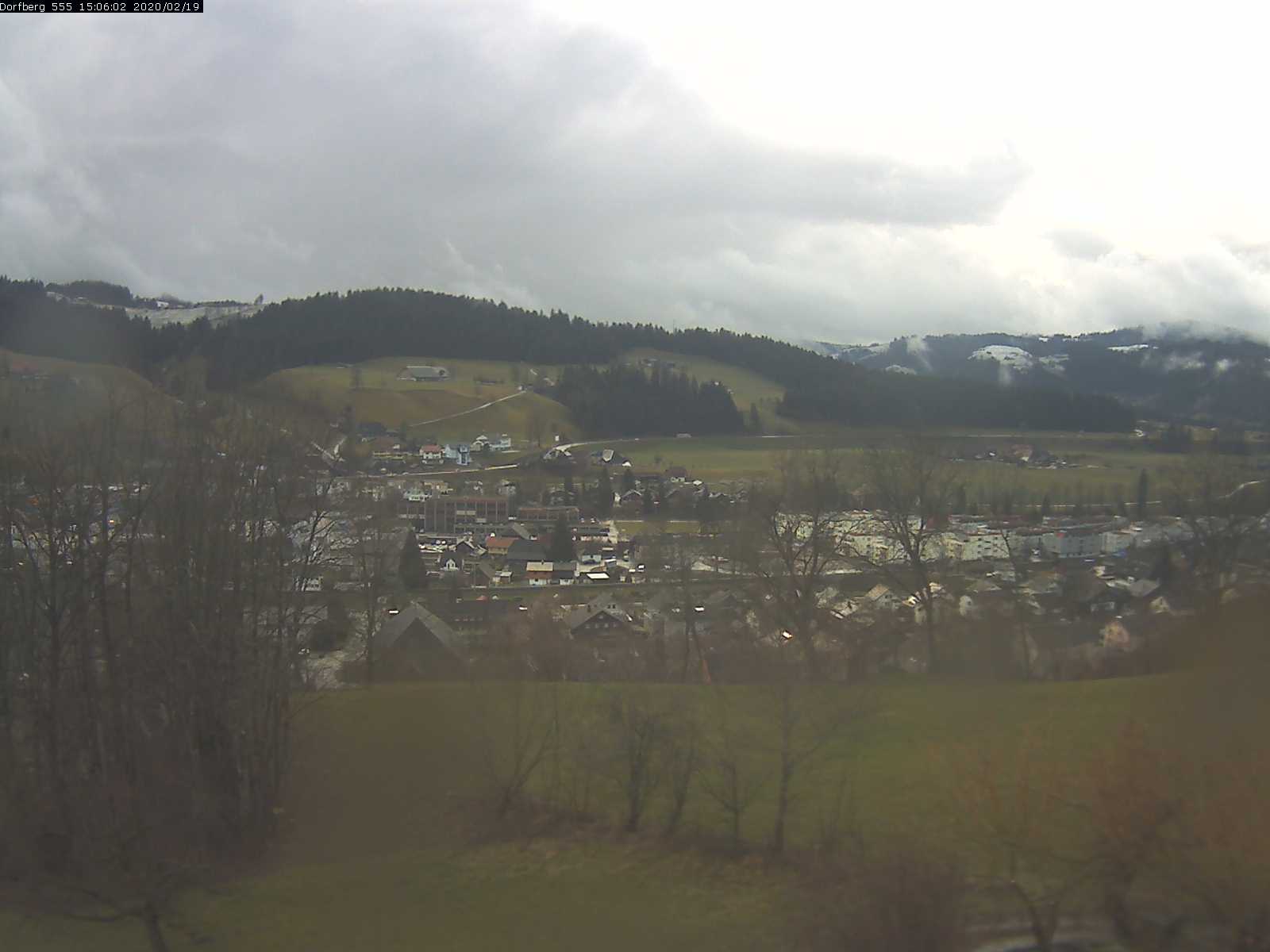 Webcam-Bild: Aussicht vom Dorfberg in Langnau 20200219-150601