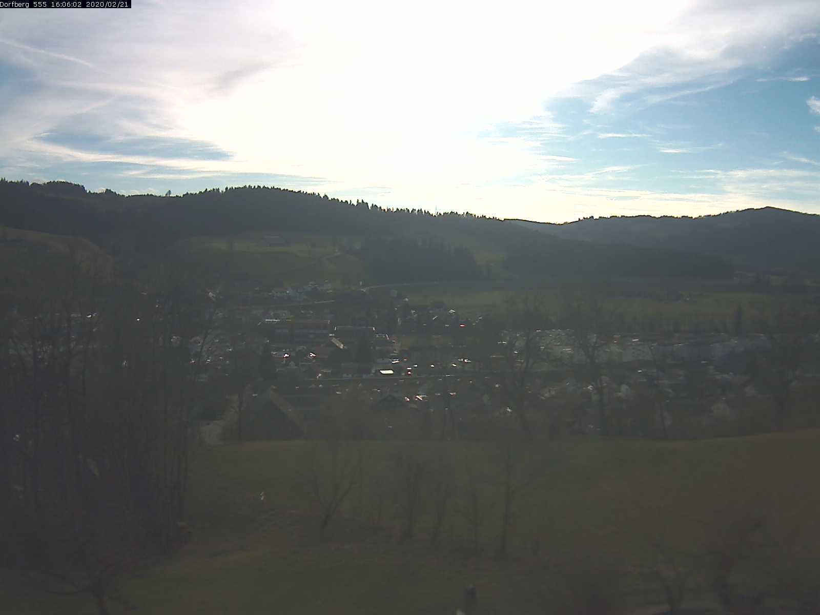Webcam-Bild: Aussicht vom Dorfberg in Langnau 20200221-160602