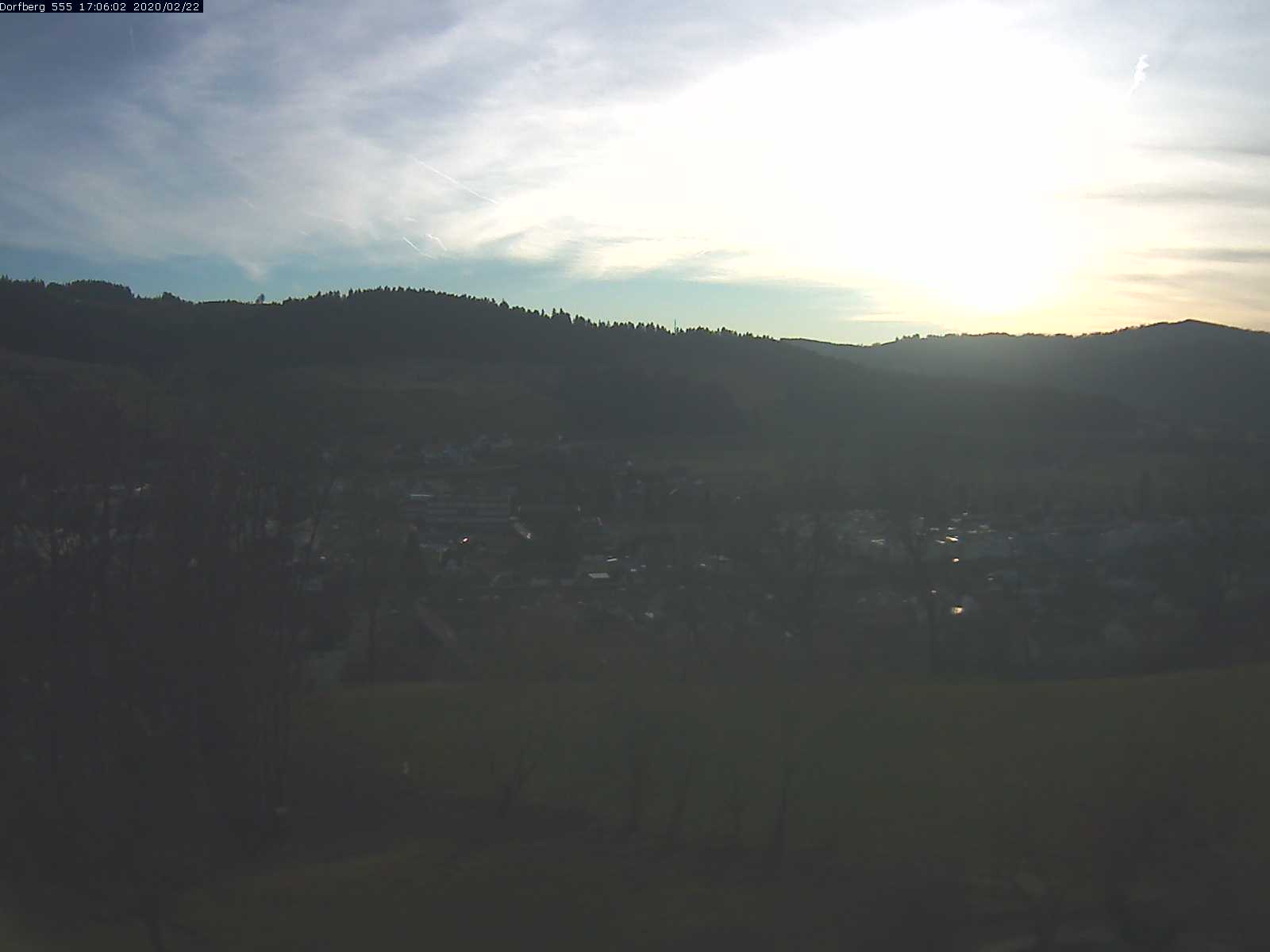 Webcam-Bild: Aussicht vom Dorfberg in Langnau 20200222-170601