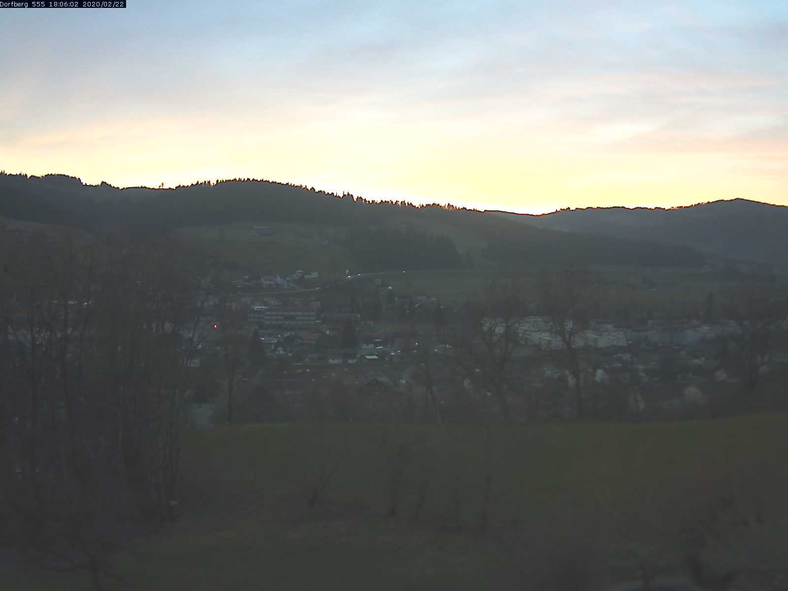 Webcam-Bild: Aussicht vom Dorfberg in Langnau 20200222-180601