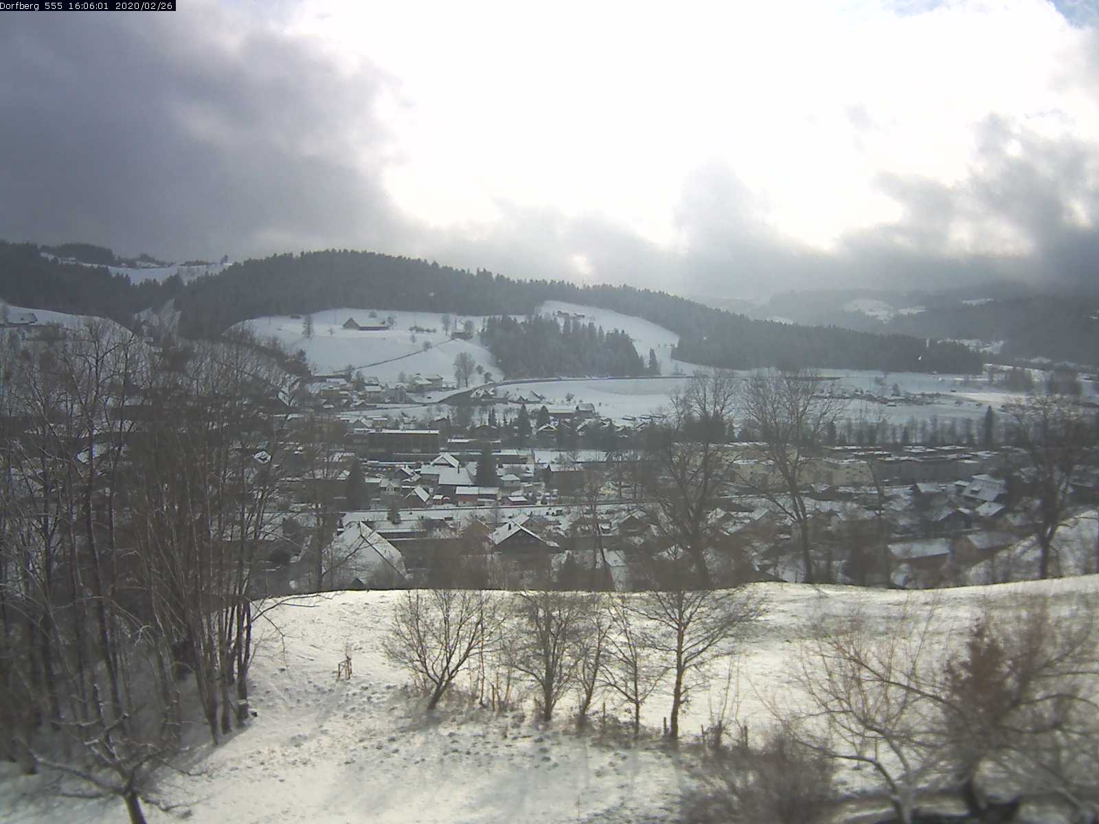 Webcam-Bild: Aussicht vom Dorfberg in Langnau 20200226-160601