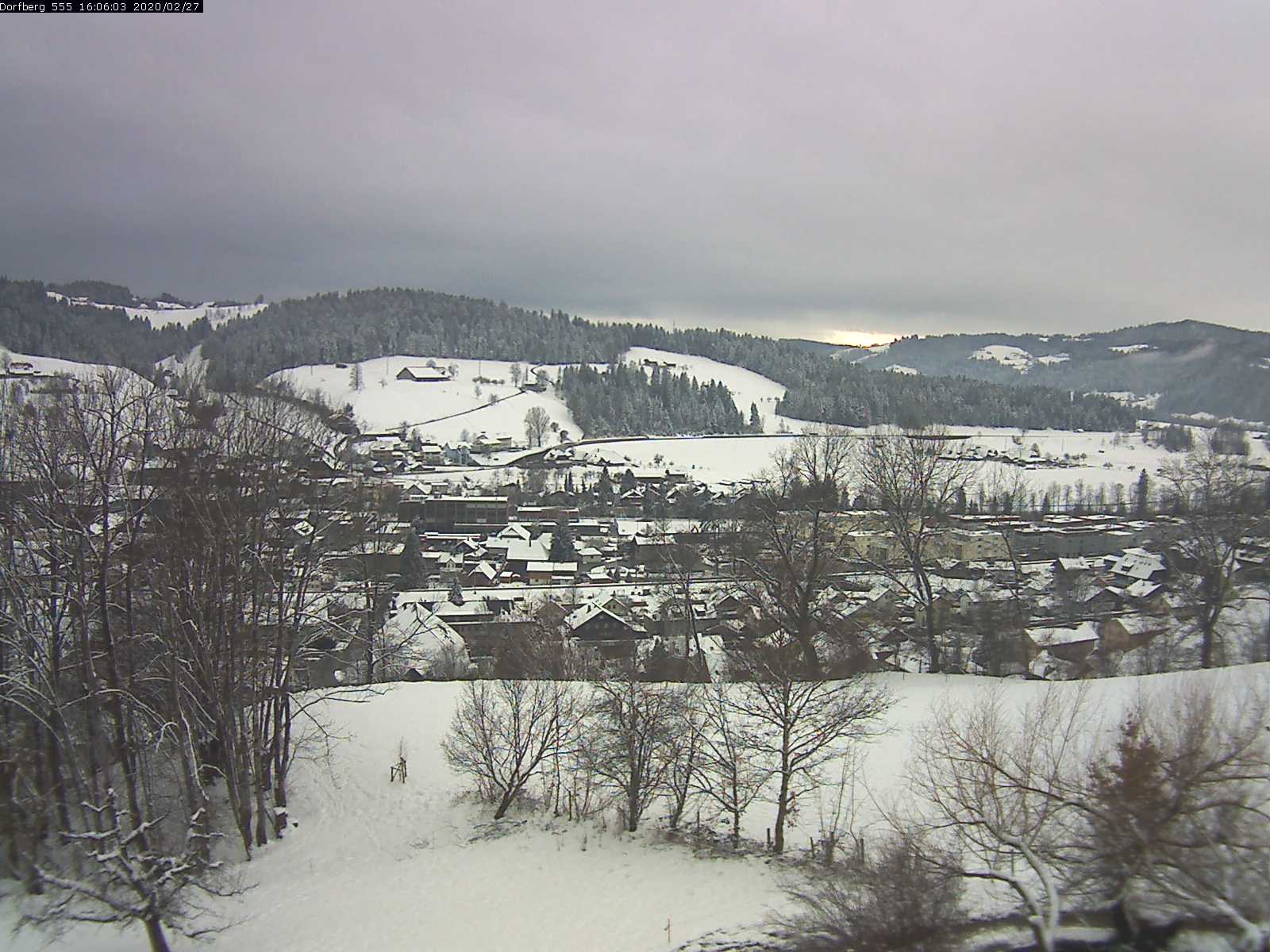 Webcam-Bild: Aussicht vom Dorfberg in Langnau 20200227-160601