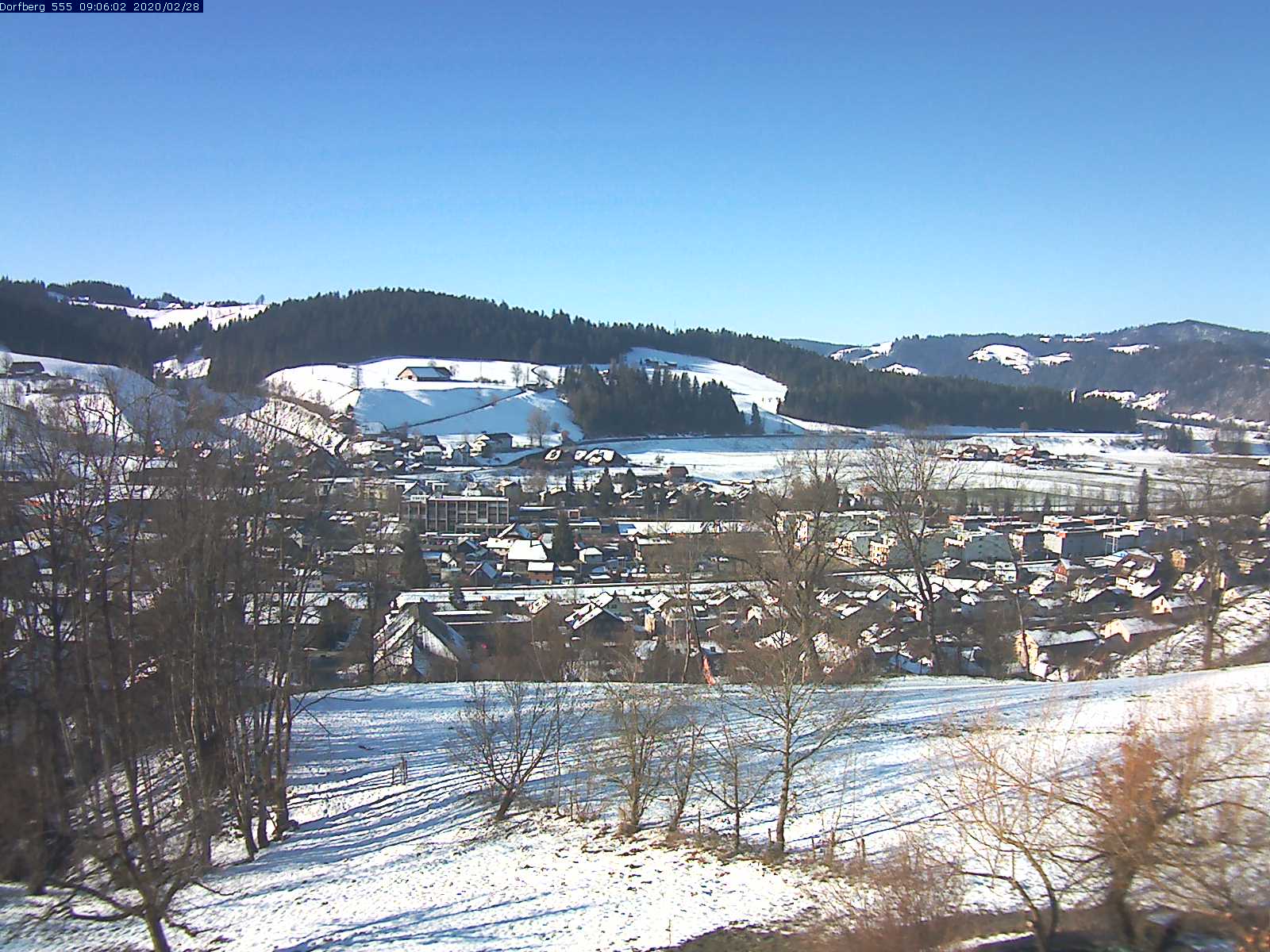 Webcam-Bild: Aussicht vom Dorfberg in Langnau 20200228-090601