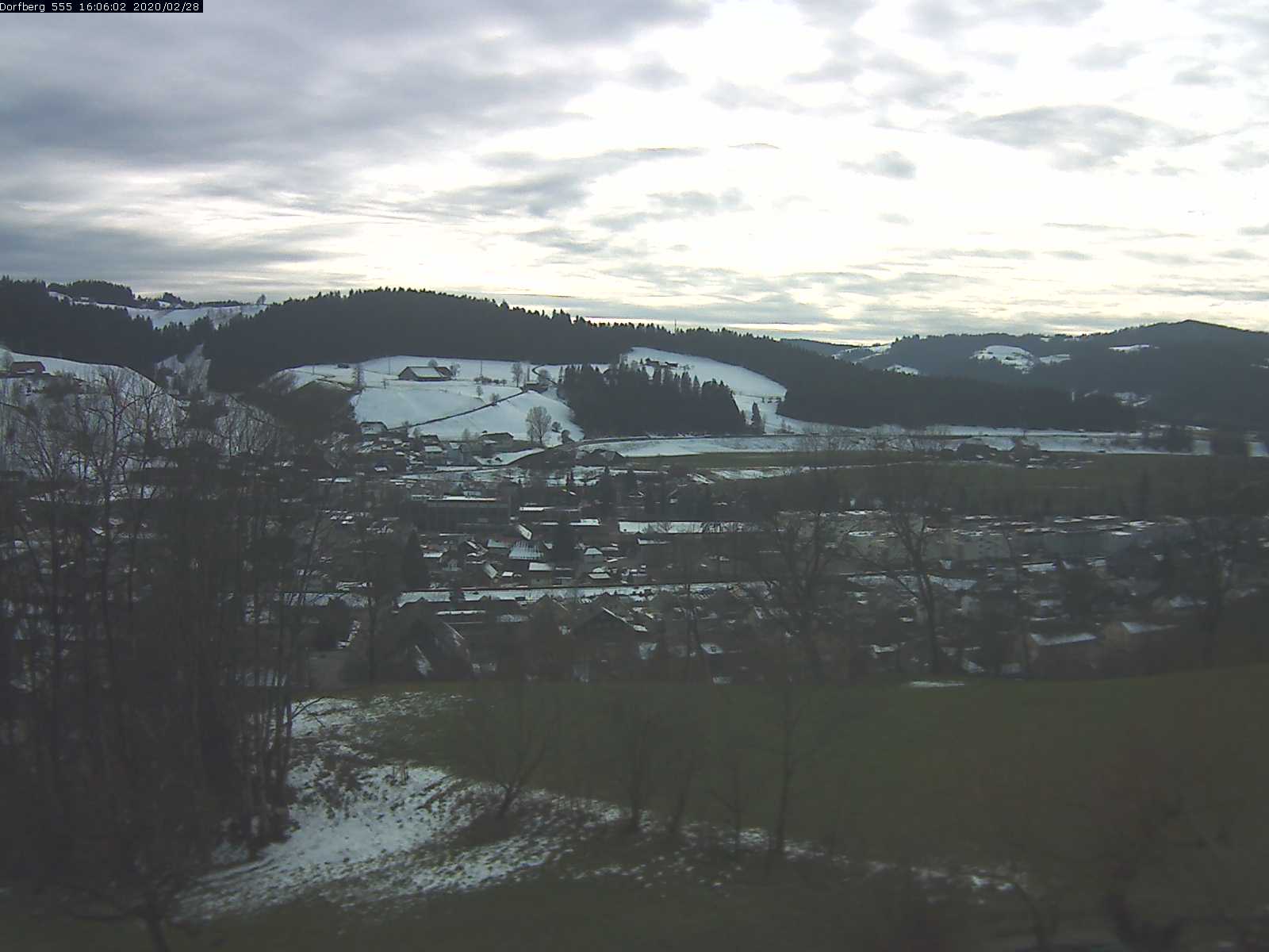 Webcam-Bild: Aussicht vom Dorfberg in Langnau 20200228-160601