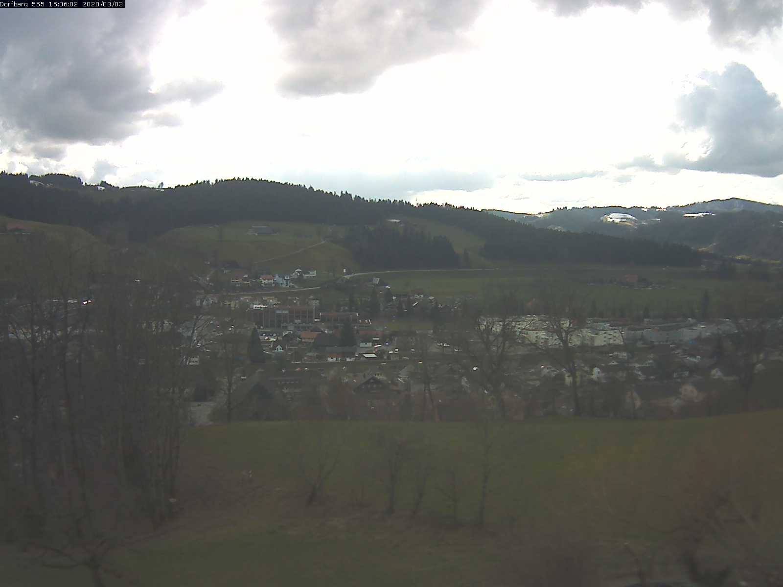 Webcam-Bild: Aussicht vom Dorfberg in Langnau 20200303-150601