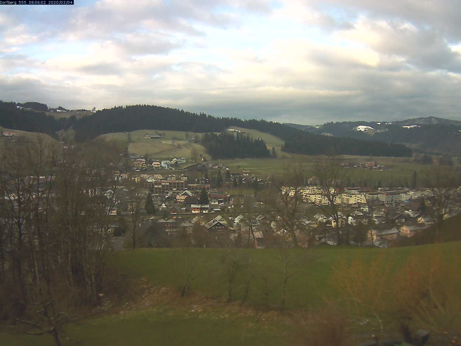 Webcam-Bild: Aussicht vom Dorfberg in Langnau 20200304-080601