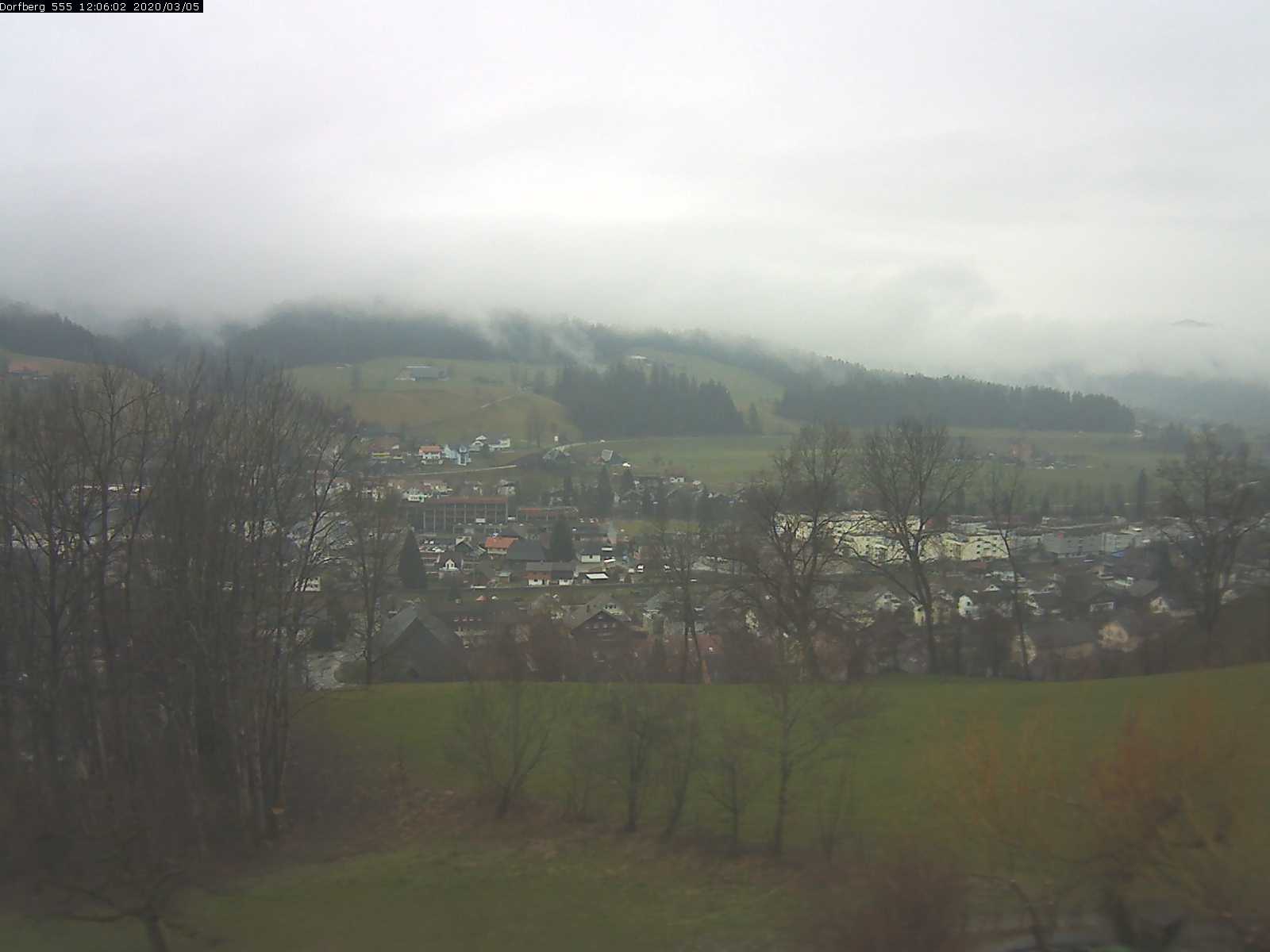 Webcam-Bild: Aussicht vom Dorfberg in Langnau 20200305-120601