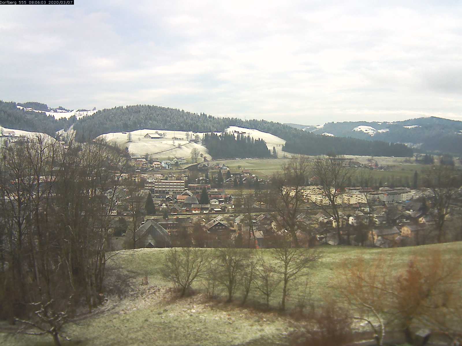 Webcam-Bild: Aussicht vom Dorfberg in Langnau 20200307-080601