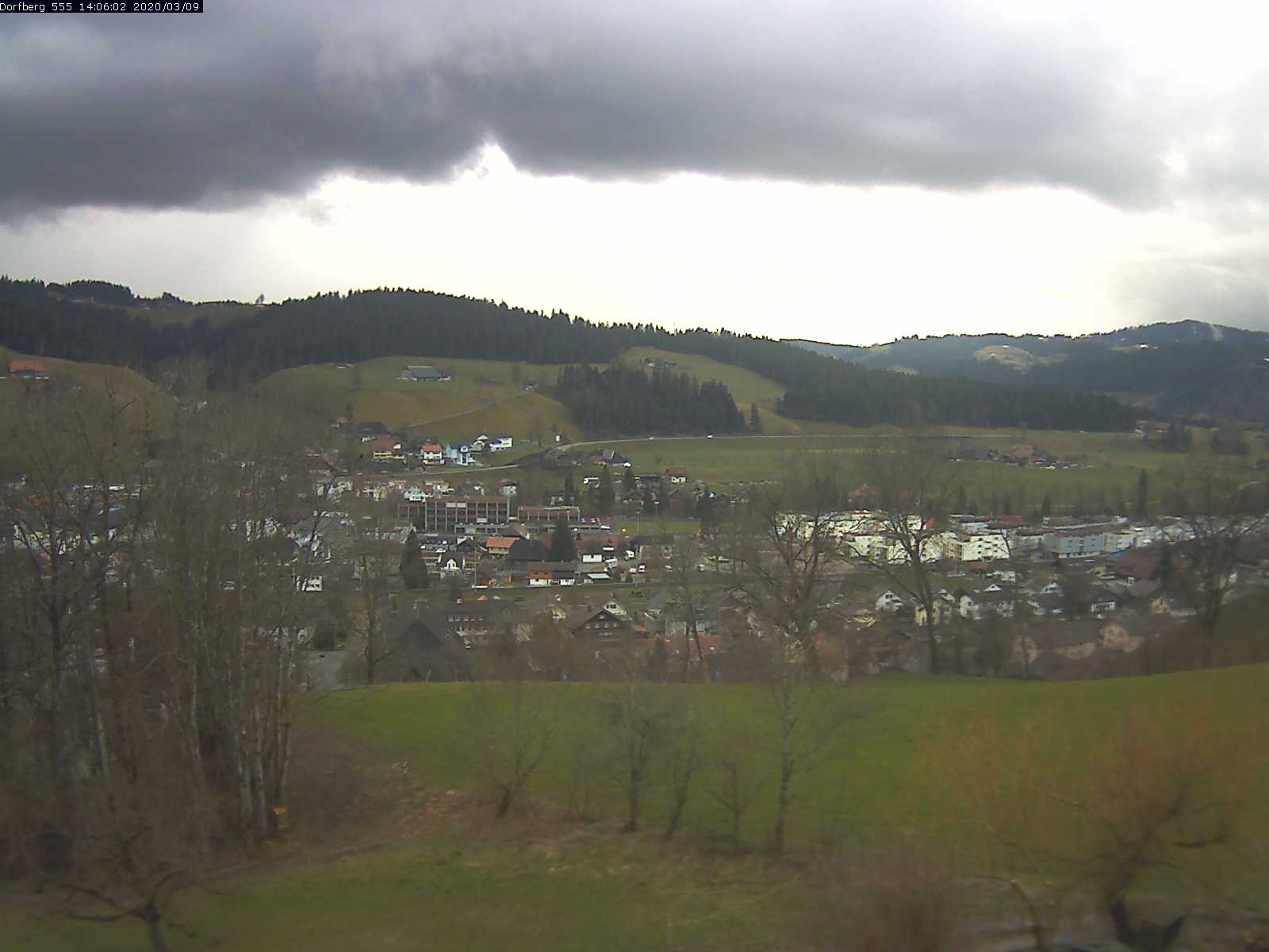 Webcam-Bild: Aussicht vom Dorfberg in Langnau 20200309-140601