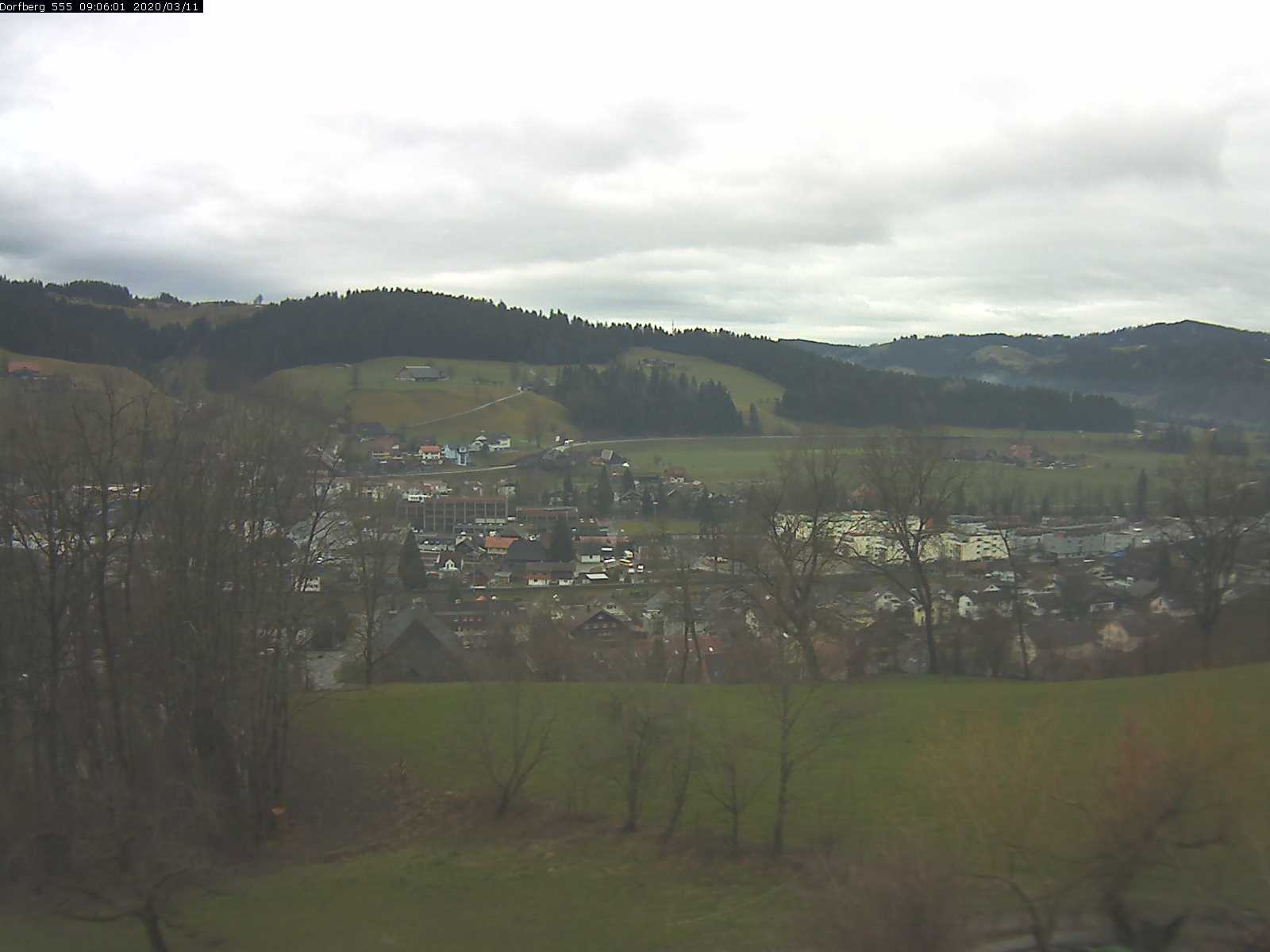 Webcam-Bild: Aussicht vom Dorfberg in Langnau 20200311-090601