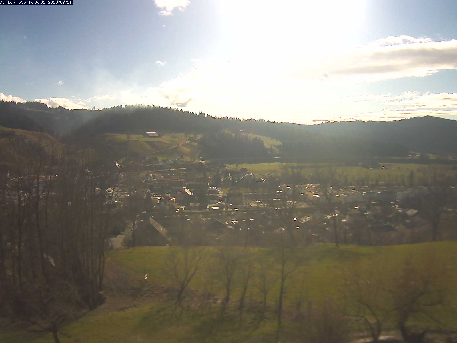 Webcam-Bild: Aussicht vom Dorfberg in Langnau 20200311-160601