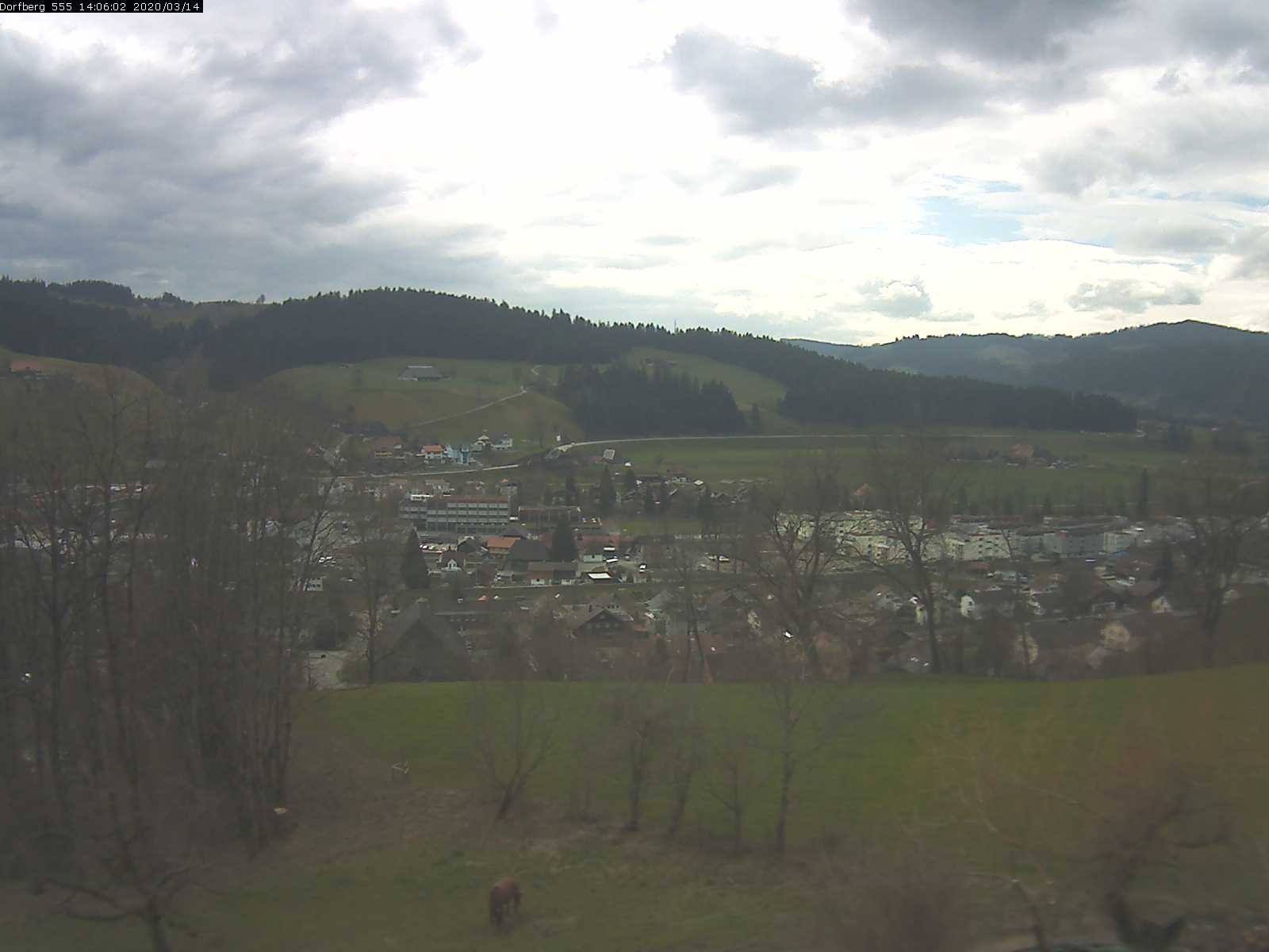 Webcam-Bild: Aussicht vom Dorfberg in Langnau 20200314-140601