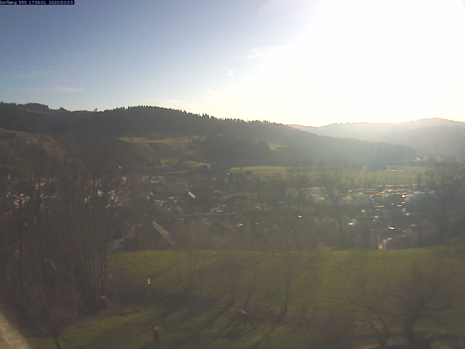 Webcam-Bild: Aussicht vom Dorfberg in Langnau 20200315-170601