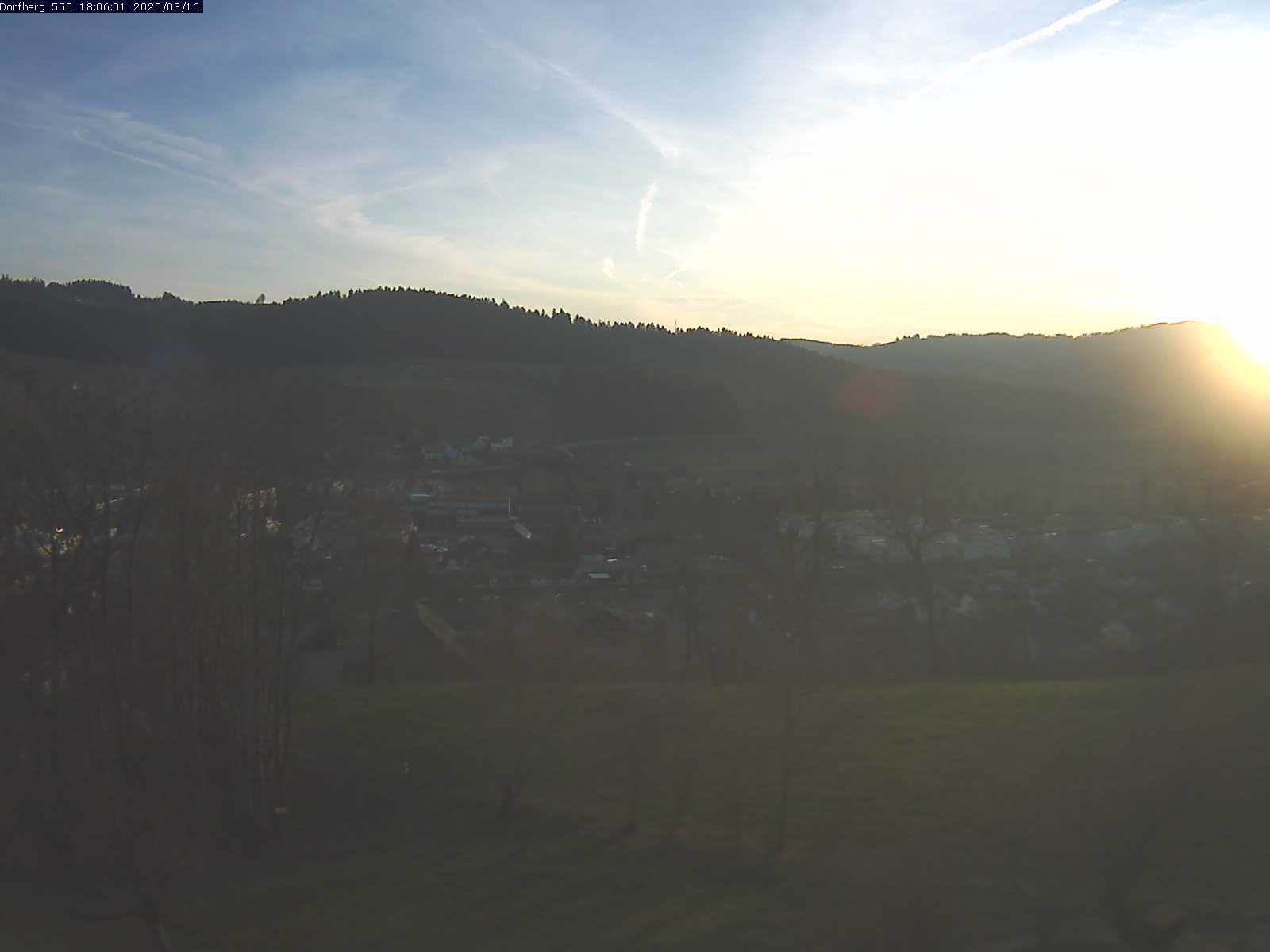 Webcam-Bild: Aussicht vom Dorfberg in Langnau 20200316-180601