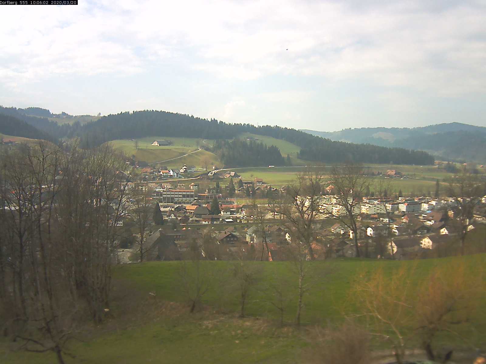 Webcam-Bild: Aussicht vom Dorfberg in Langnau 20200320-100601