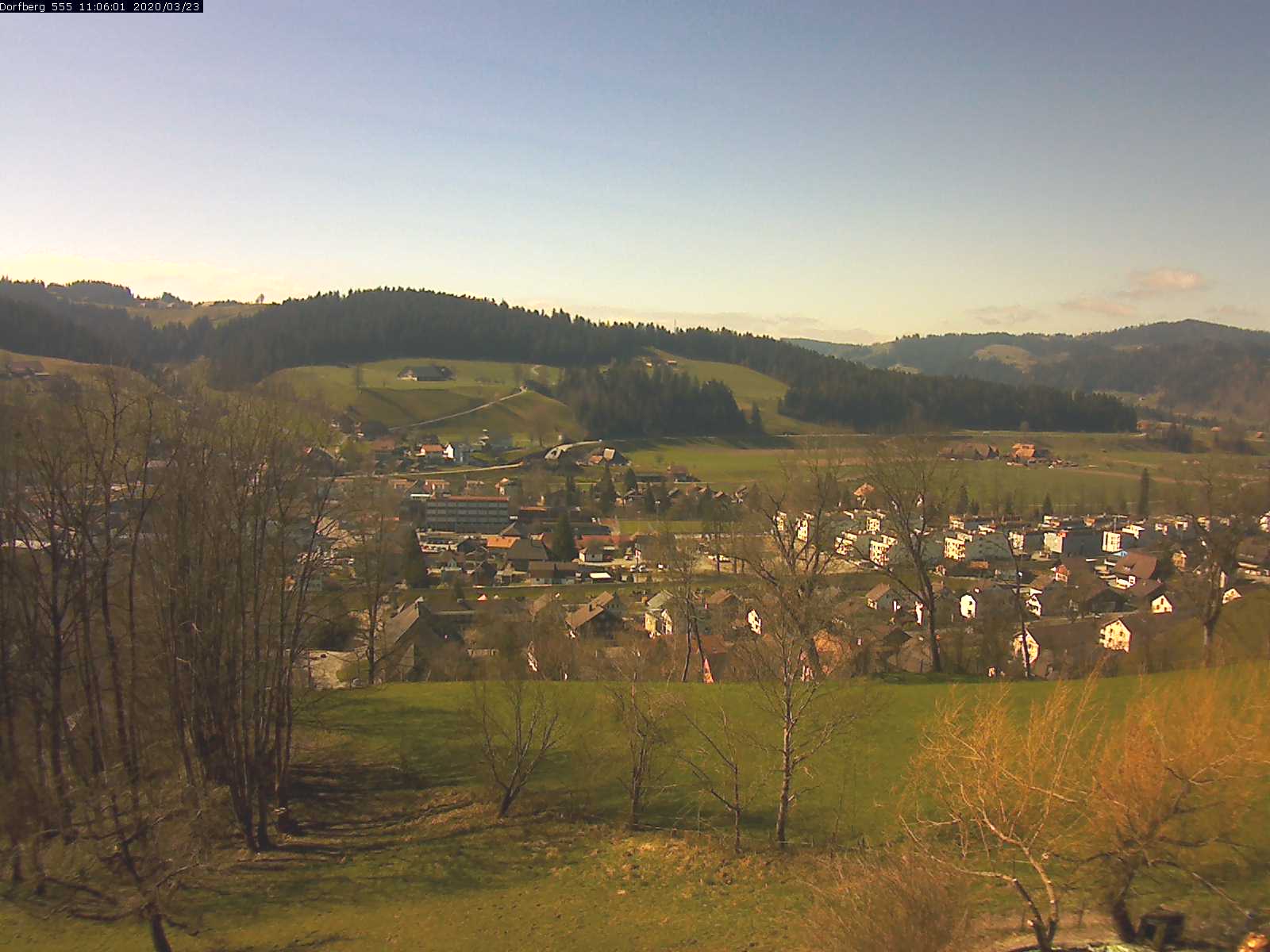 Webcam-Bild: Aussicht vom Dorfberg in Langnau 20200323-110601