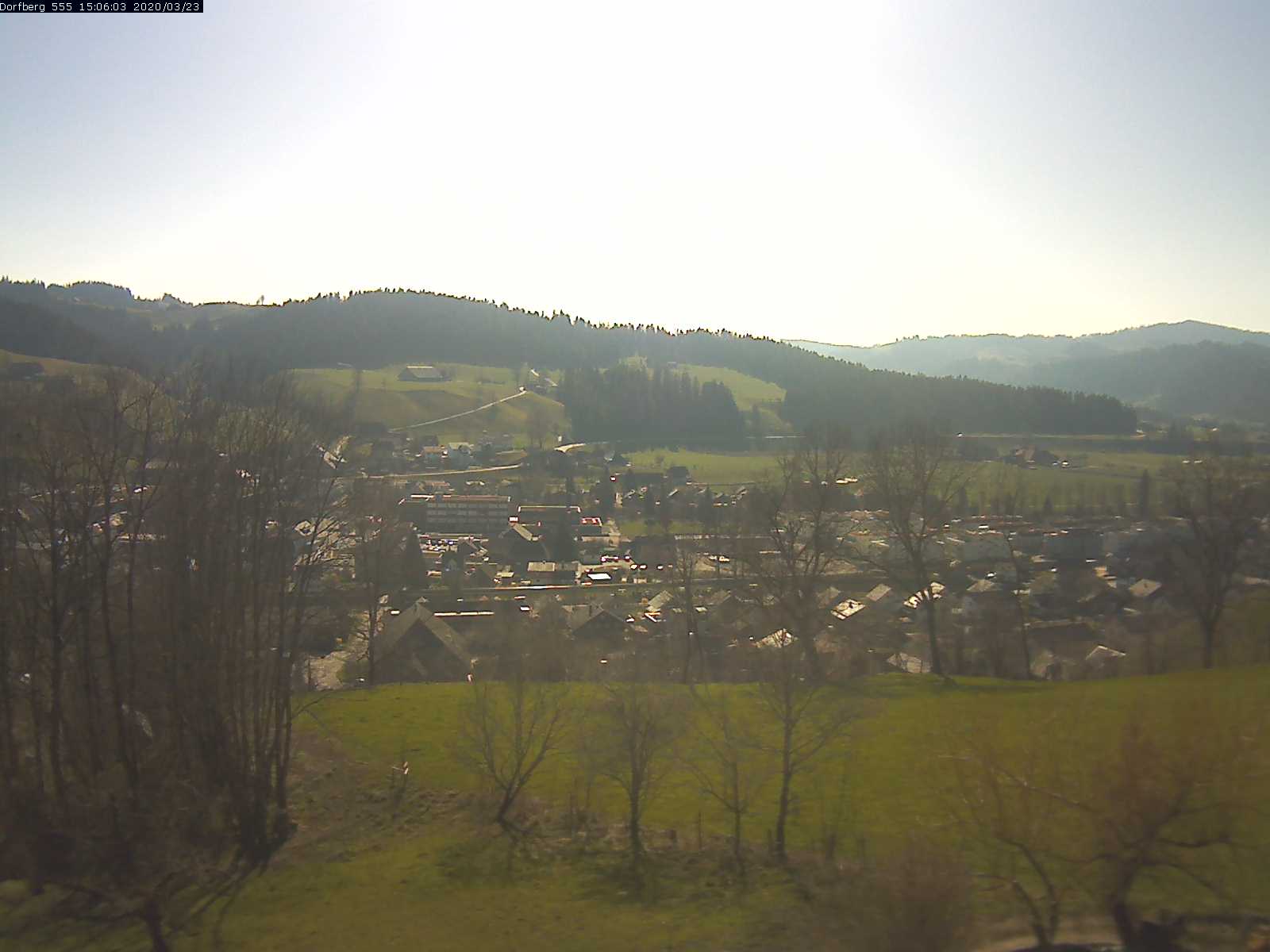 Webcam-Bild: Aussicht vom Dorfberg in Langnau 20200323-150601