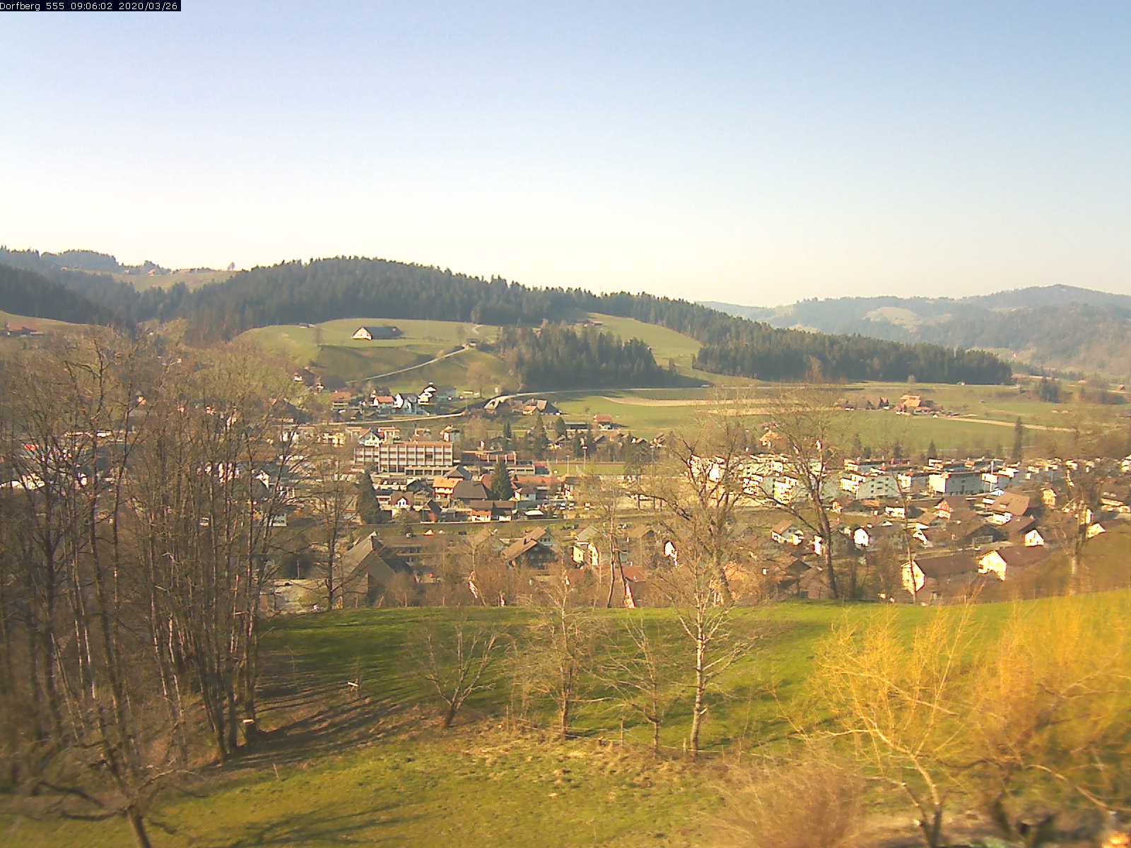 Webcam-Bild: Aussicht vom Dorfberg in Langnau 20200326-090601