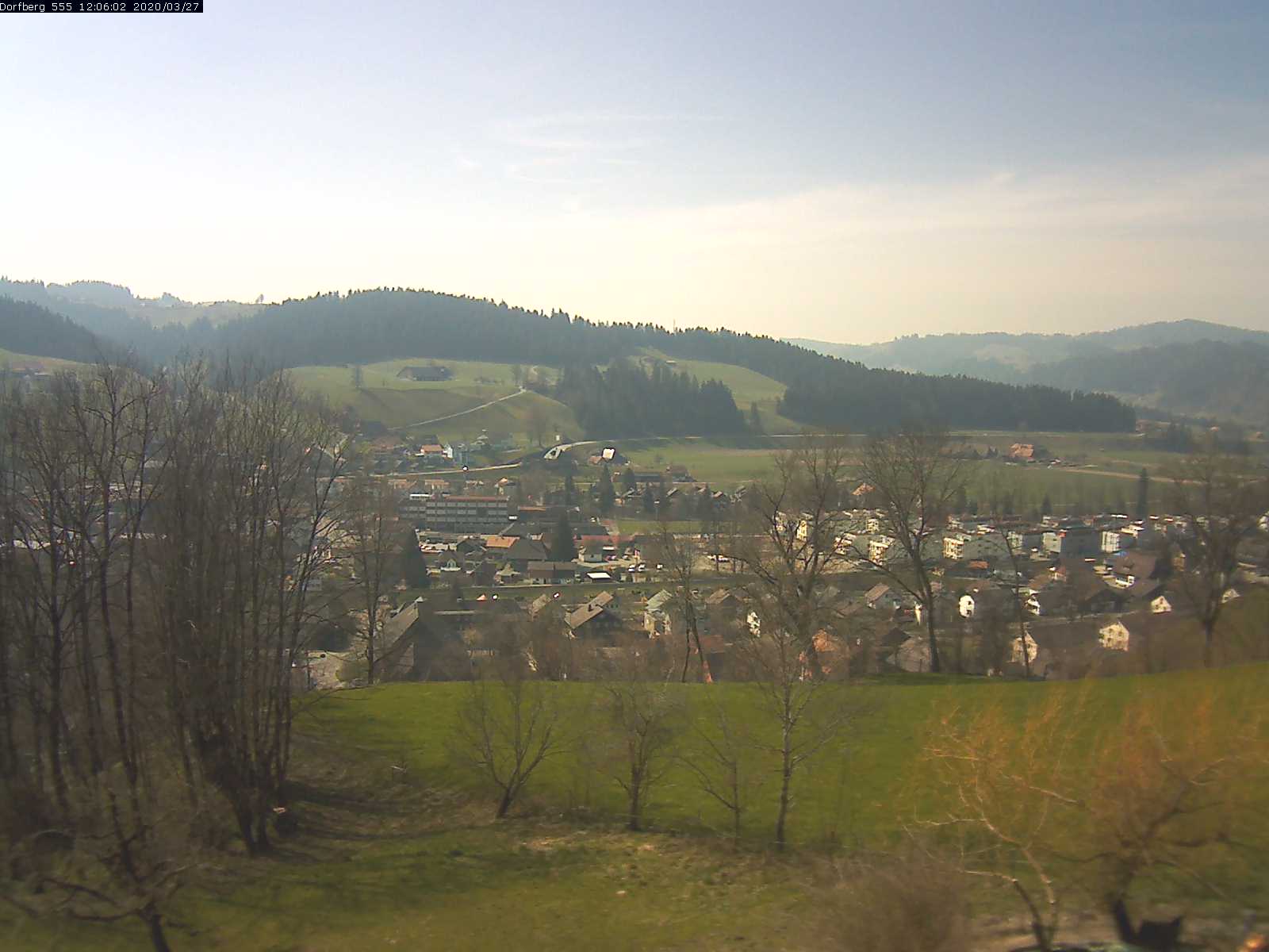 Webcam-Bild: Aussicht vom Dorfberg in Langnau 20200327-120601