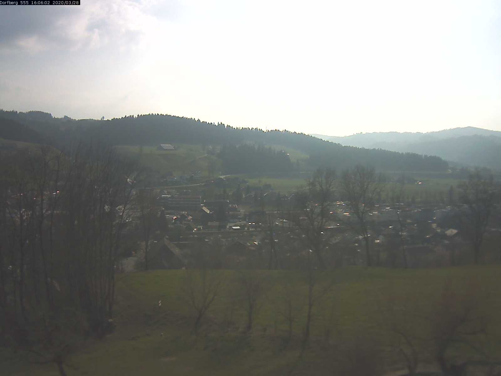 Webcam-Bild: Aussicht vom Dorfberg in Langnau 20200328-160601