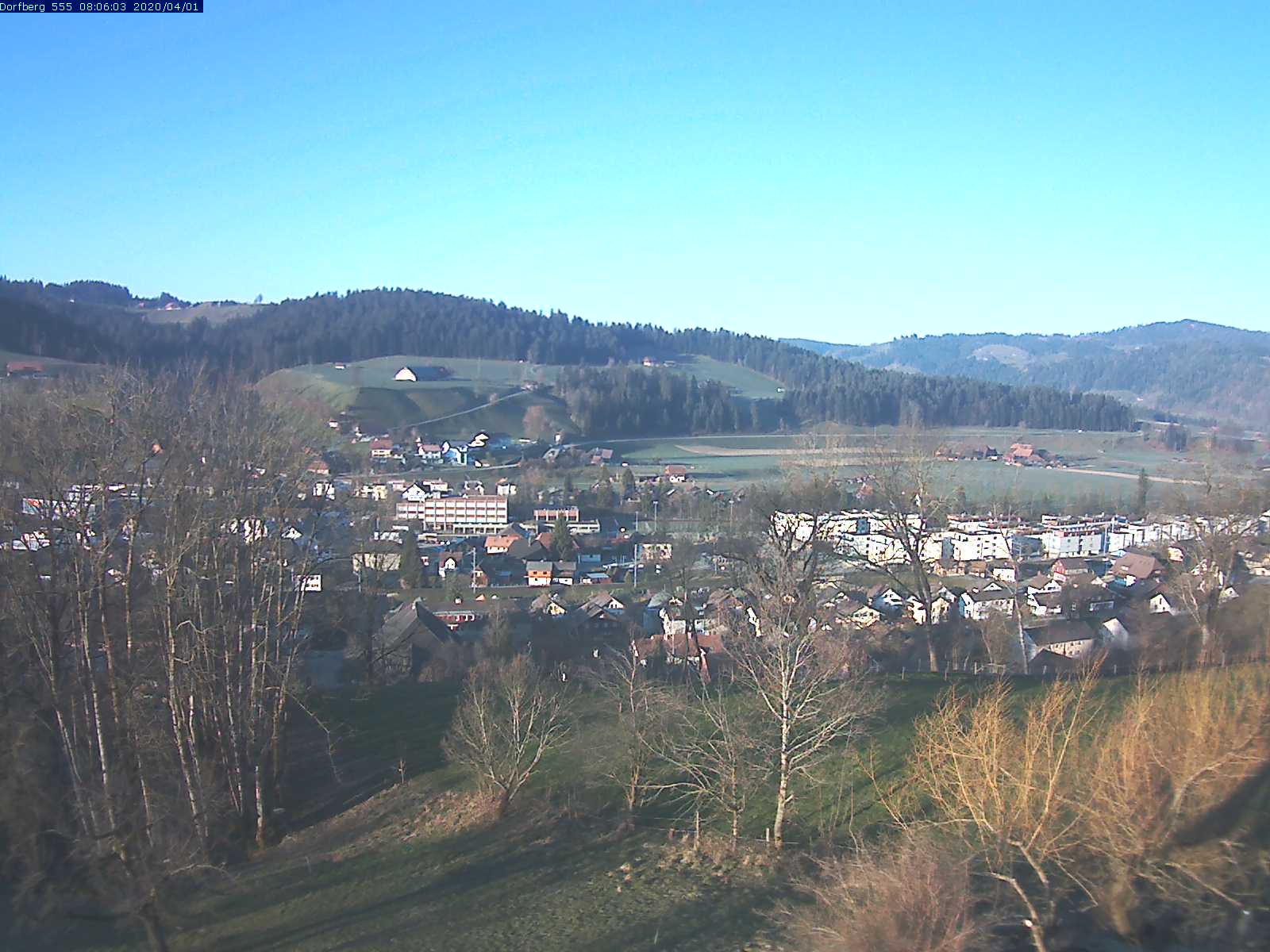 Webcam-Bild: Aussicht vom Dorfberg in Langnau 20200401-080601