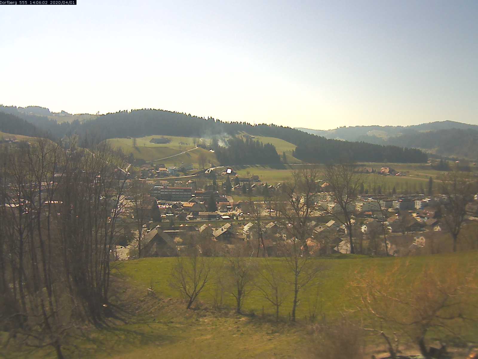 Webcam-Bild: Aussicht vom Dorfberg in Langnau 20200401-140601