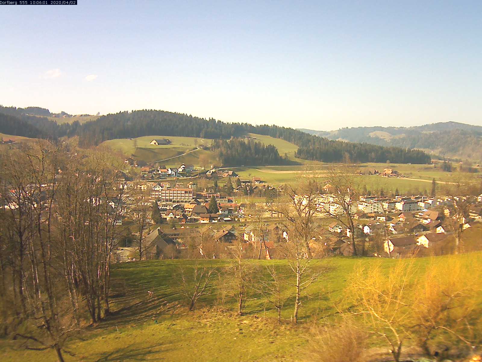 Webcam-Bild: Aussicht vom Dorfberg in Langnau 20200402-100601