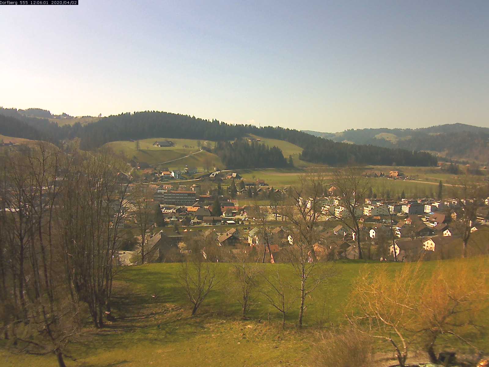 Webcam-Bild: Aussicht vom Dorfberg in Langnau 20200402-120601