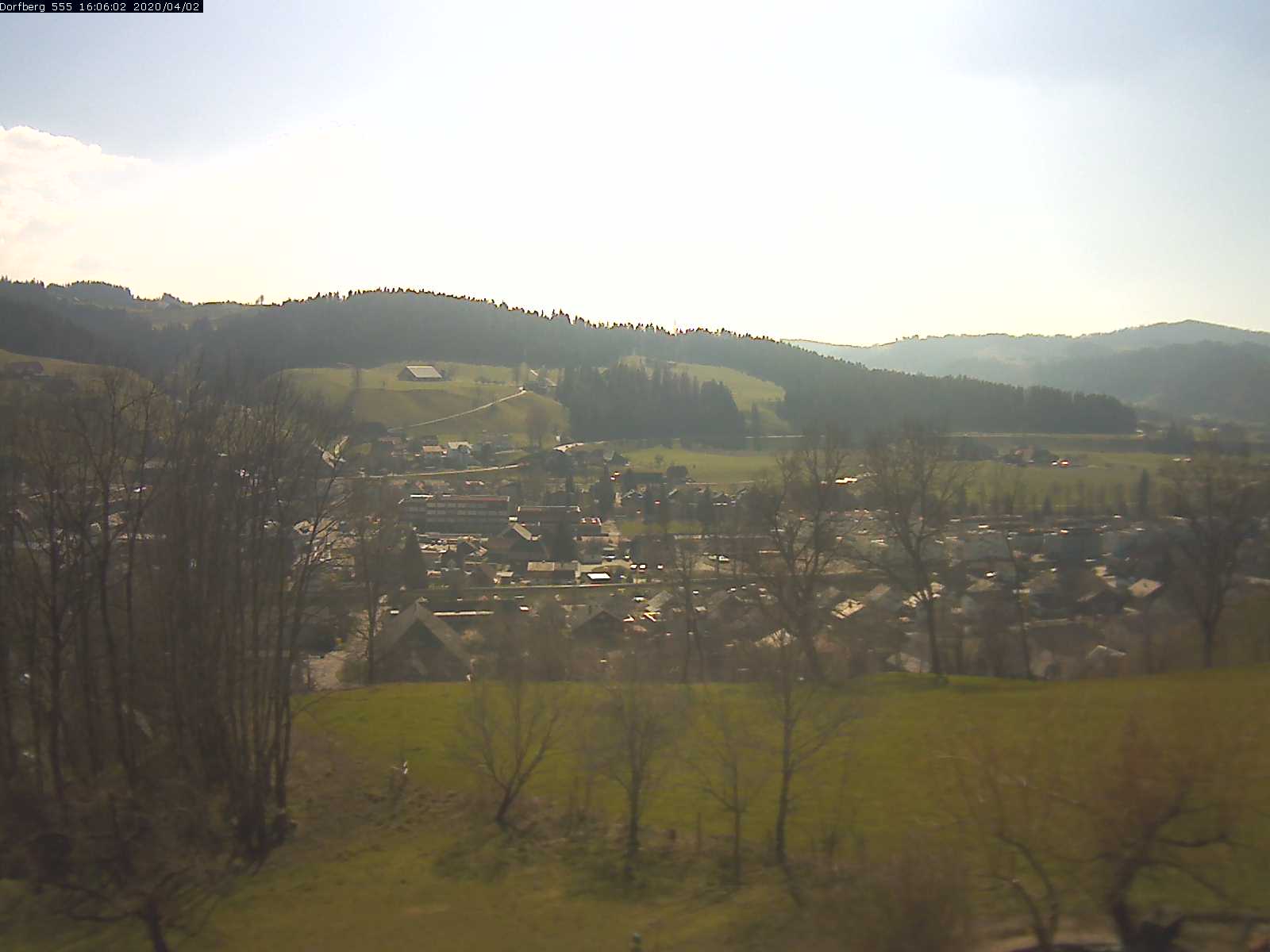 Webcam-Bild: Aussicht vom Dorfberg in Langnau 20200402-160601