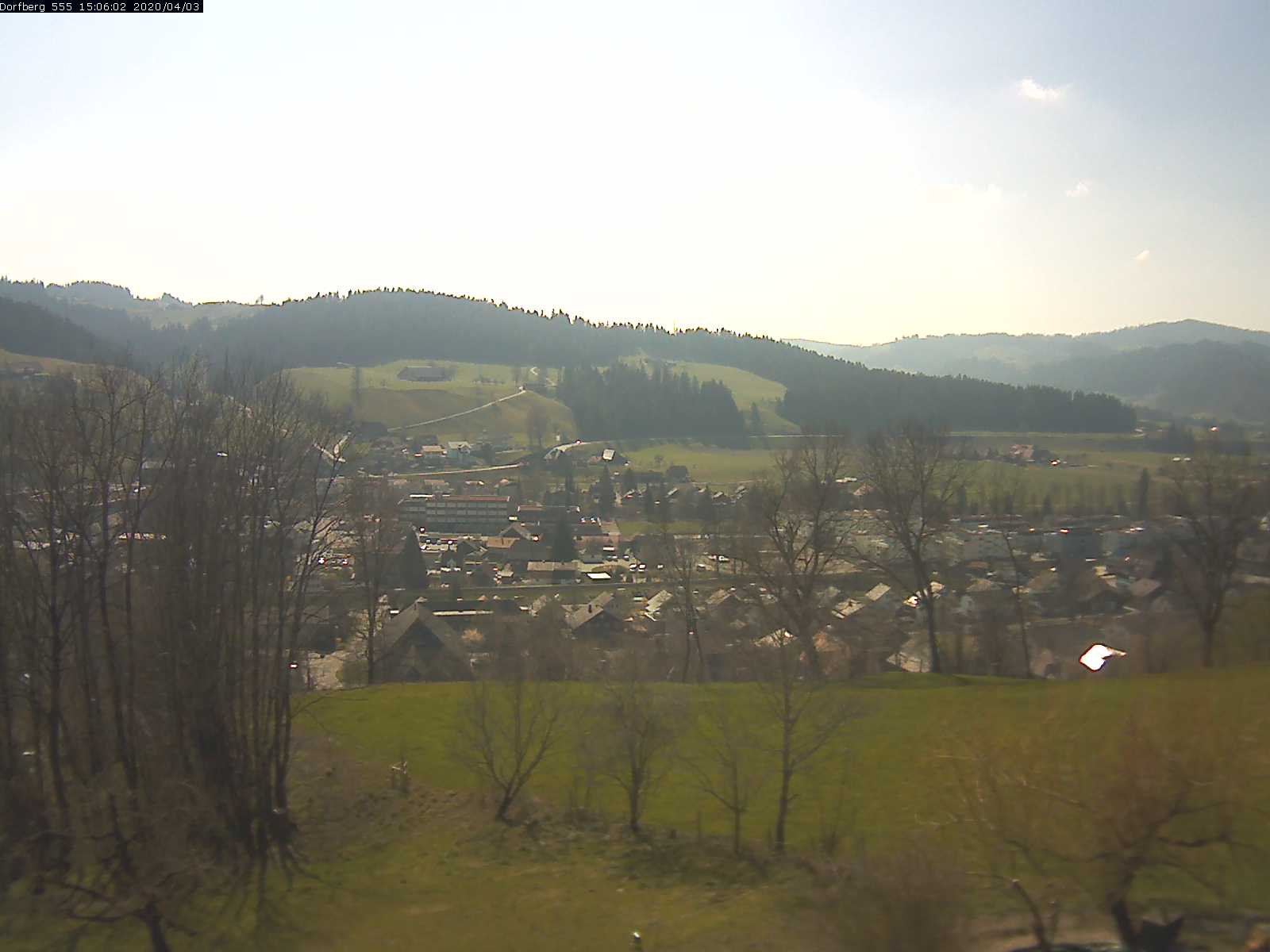 Webcam-Bild: Aussicht vom Dorfberg in Langnau 20200403-150601