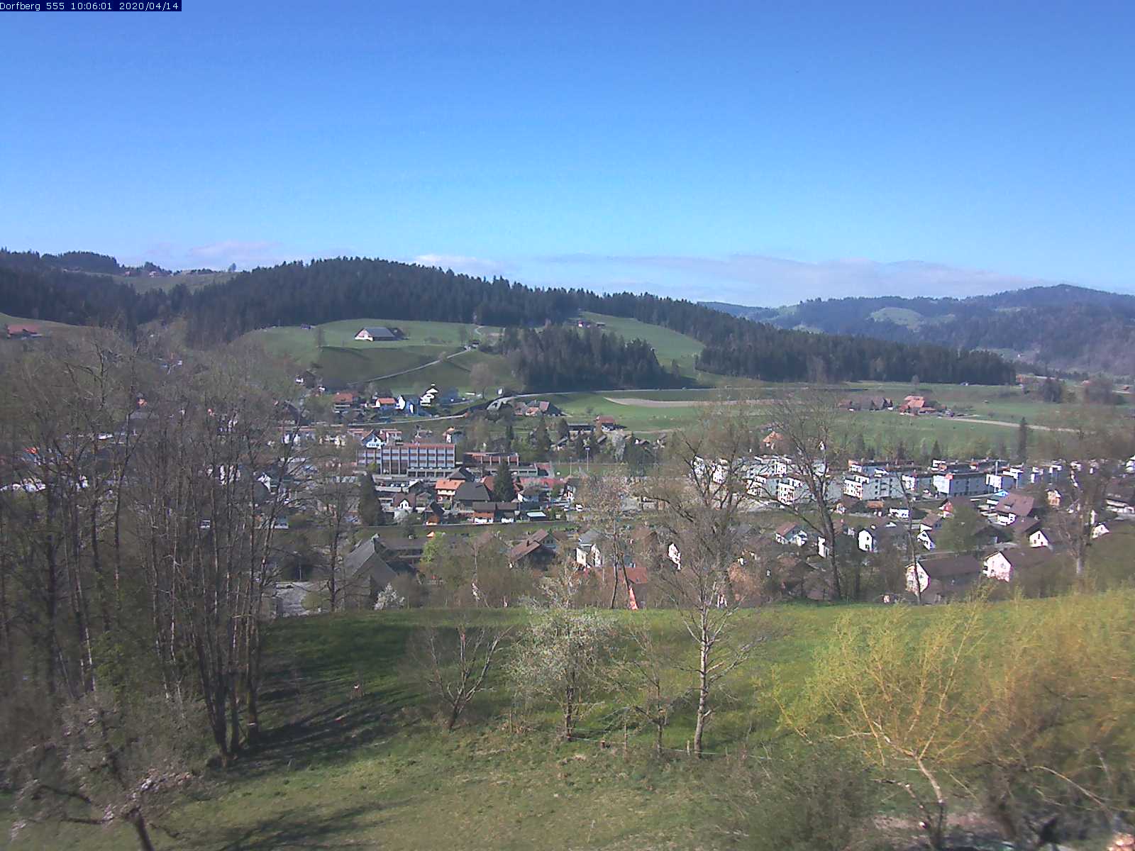 Webcam-Bild: Aussicht vom Dorfberg in Langnau 20200414-100601