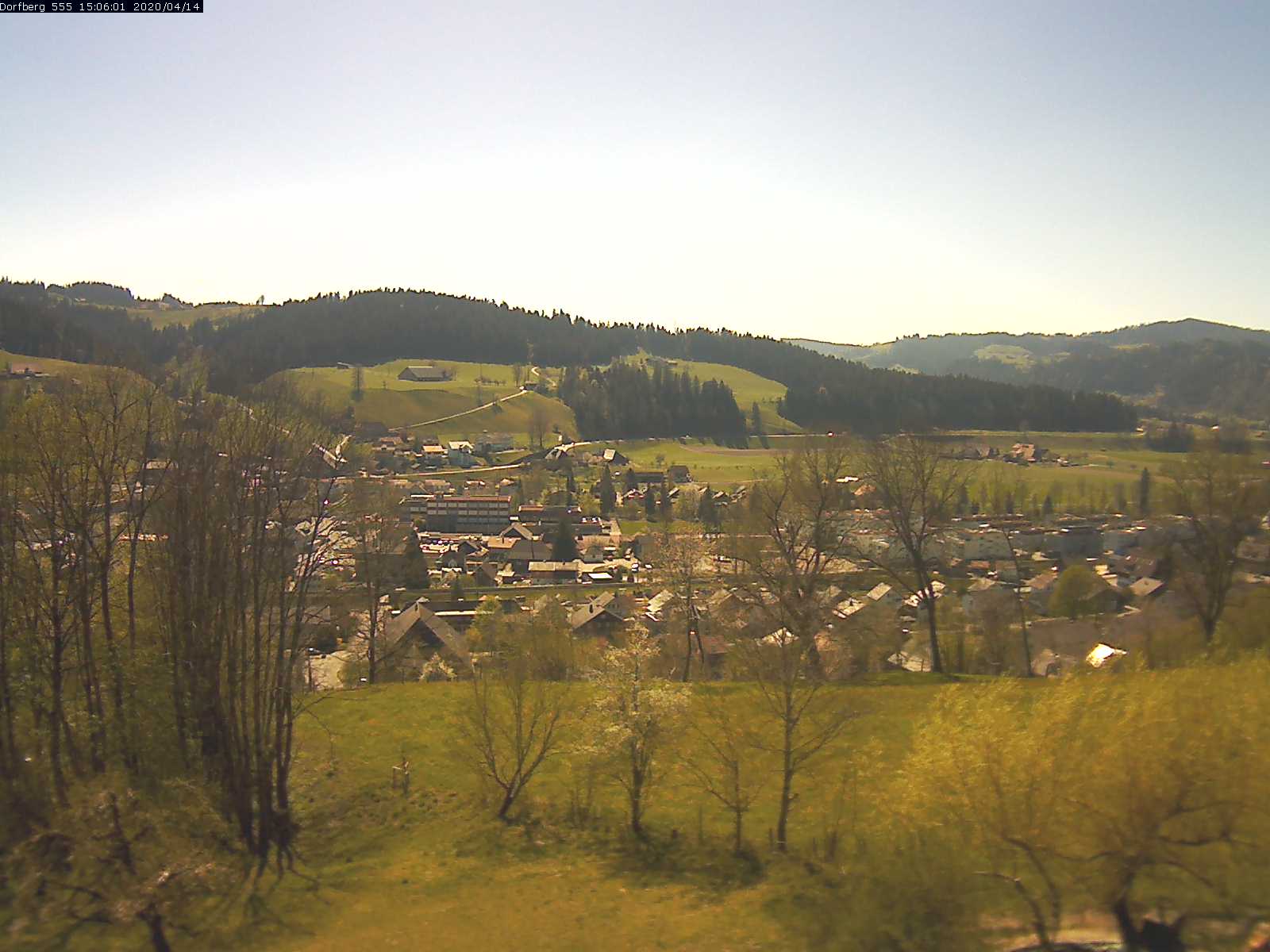 Webcam-Bild: Aussicht vom Dorfberg in Langnau 20200414-150601