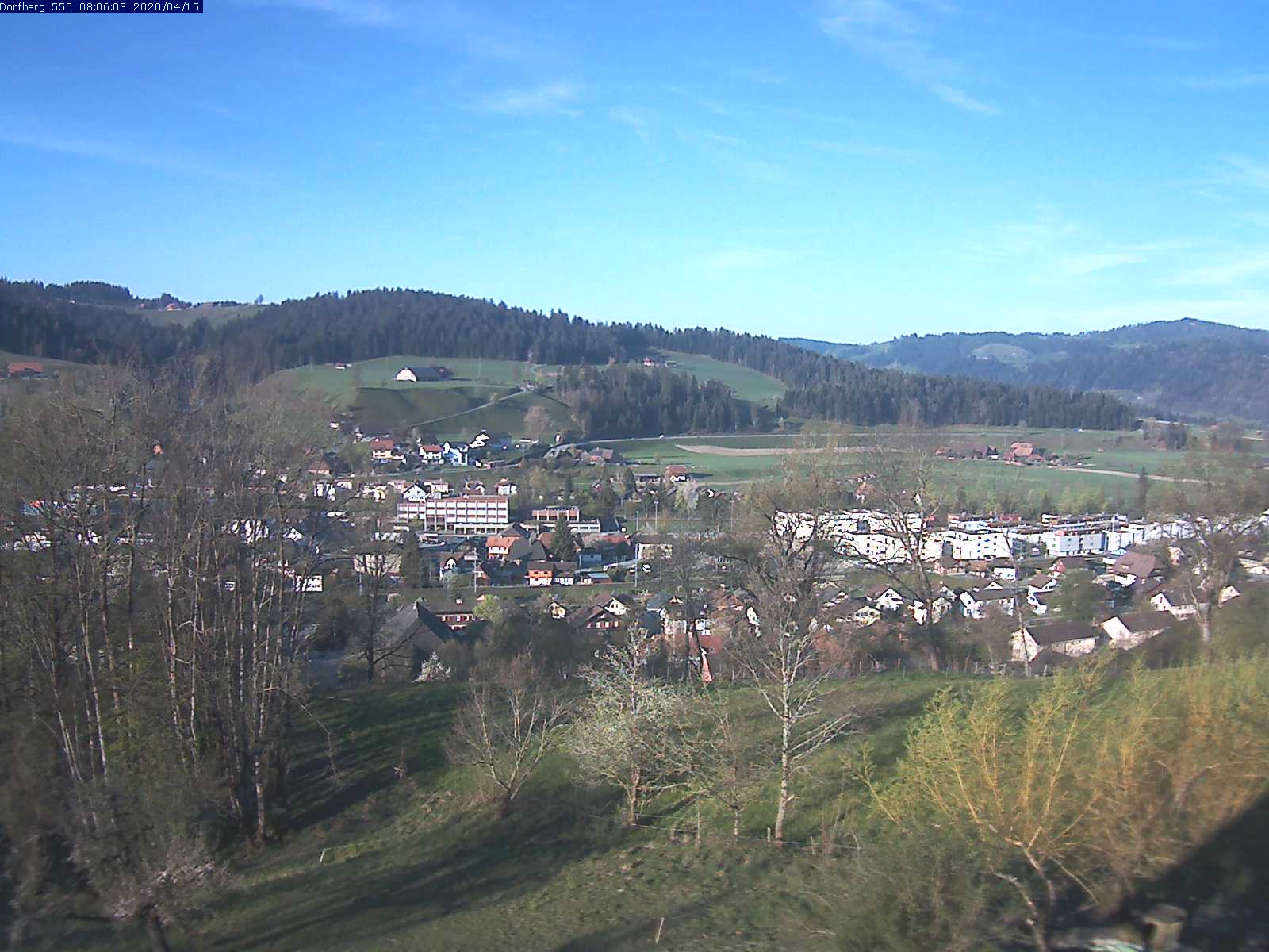 Webcam-Bild: Aussicht vom Dorfberg in Langnau 20200415-080601