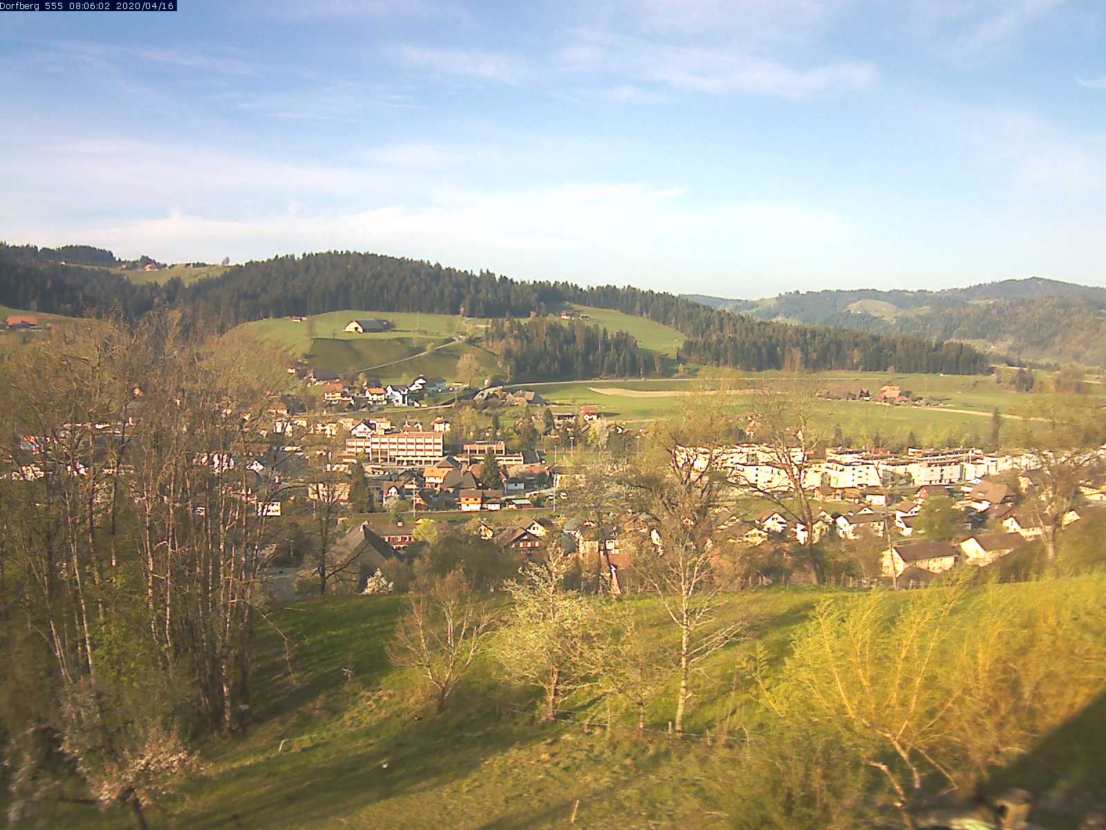 Webcam-Bild: Aussicht vom Dorfberg in Langnau 20200416-080601