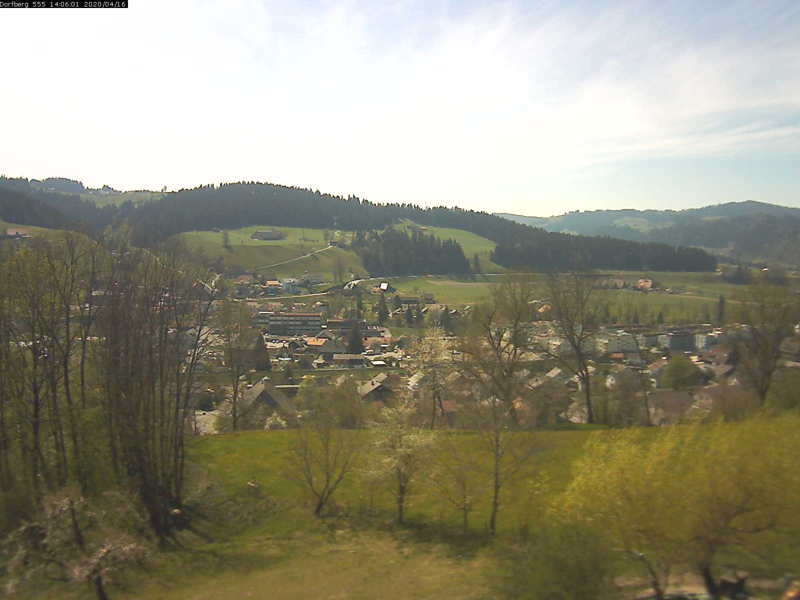 Webcam-Bild: Aussicht vom Dorfberg in Langnau 20200416-140601