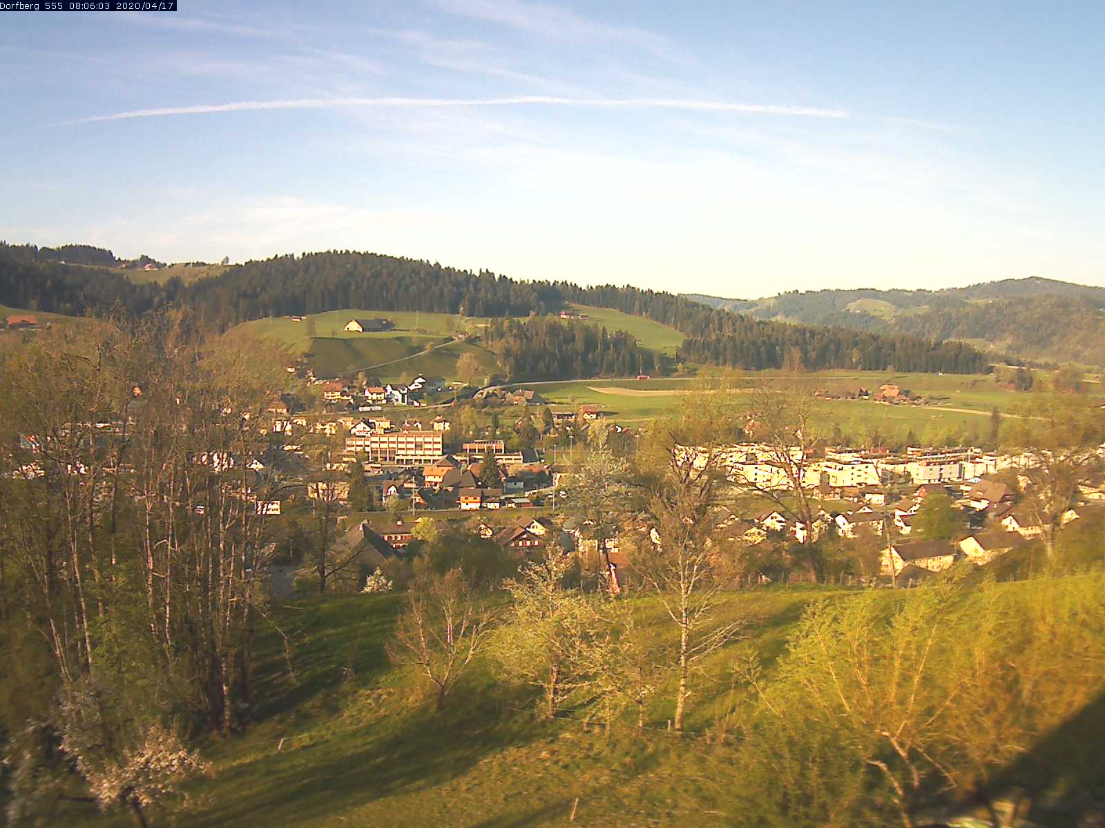 Webcam-Bild: Aussicht vom Dorfberg in Langnau 20200417-080601