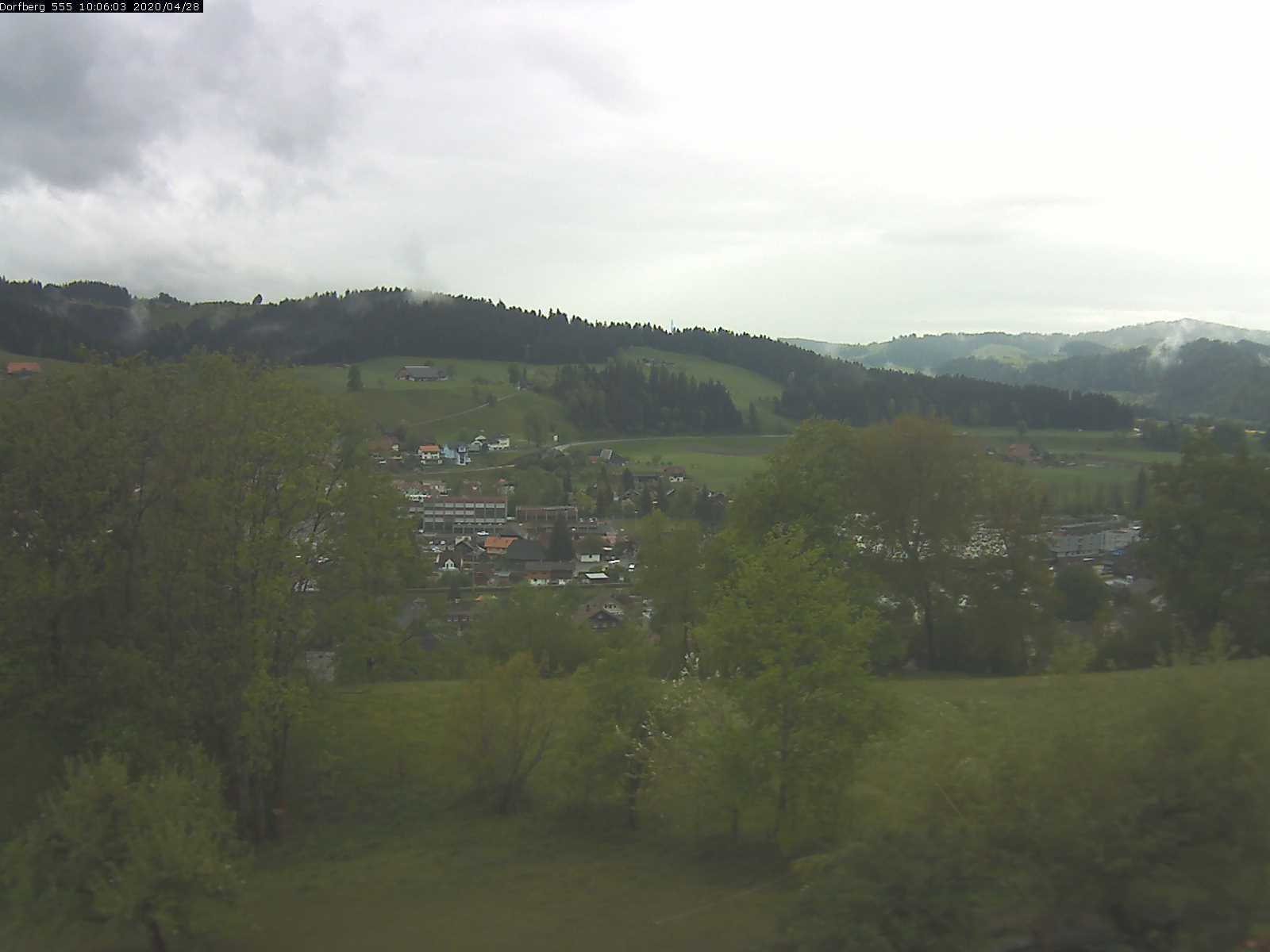 Webcam-Bild: Aussicht vom Dorfberg in Langnau 20200428-100602