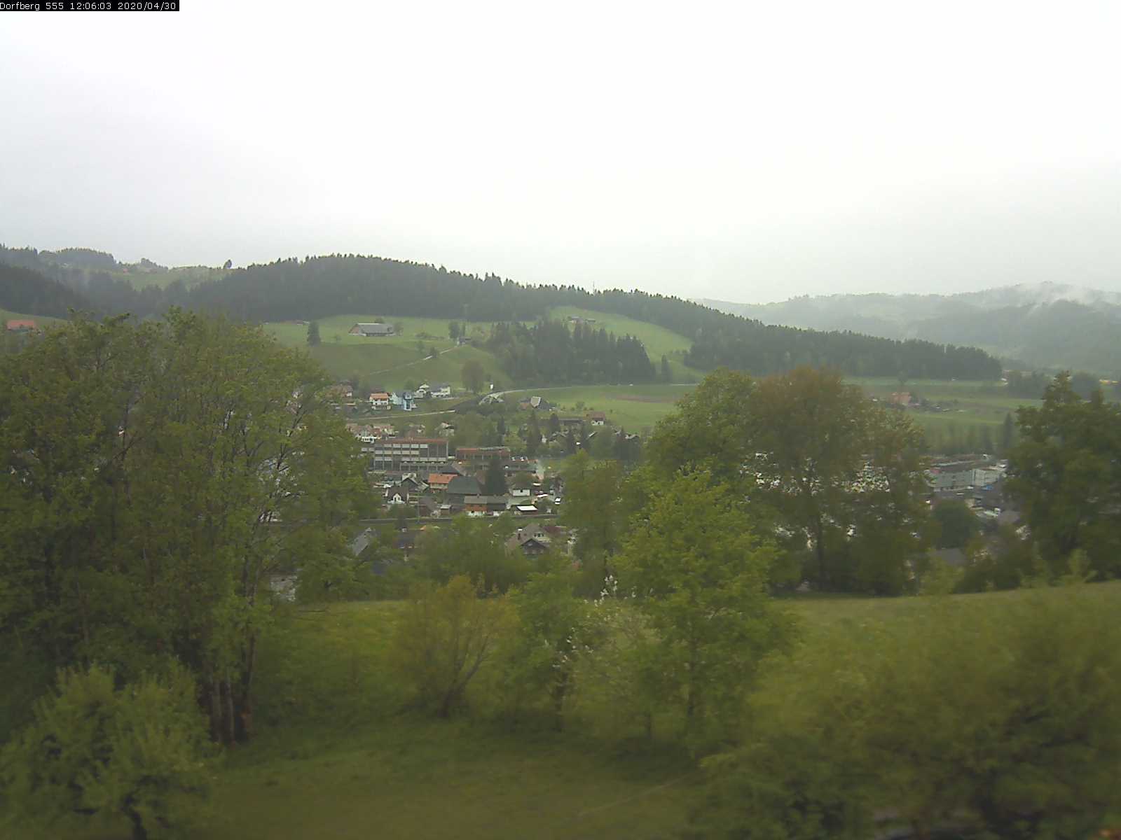 Webcam-Bild: Aussicht vom Dorfberg in Langnau 20200430-120601