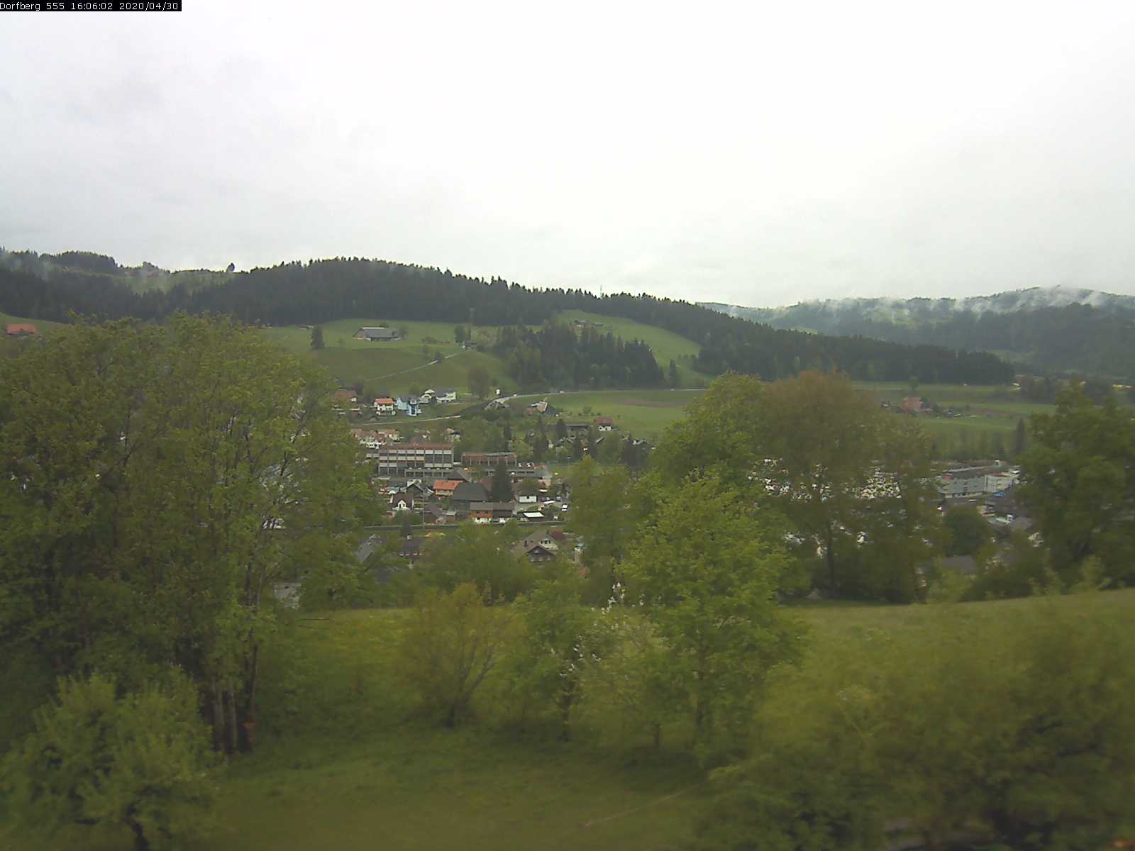 Webcam-Bild: Aussicht vom Dorfberg in Langnau 20200430-160601